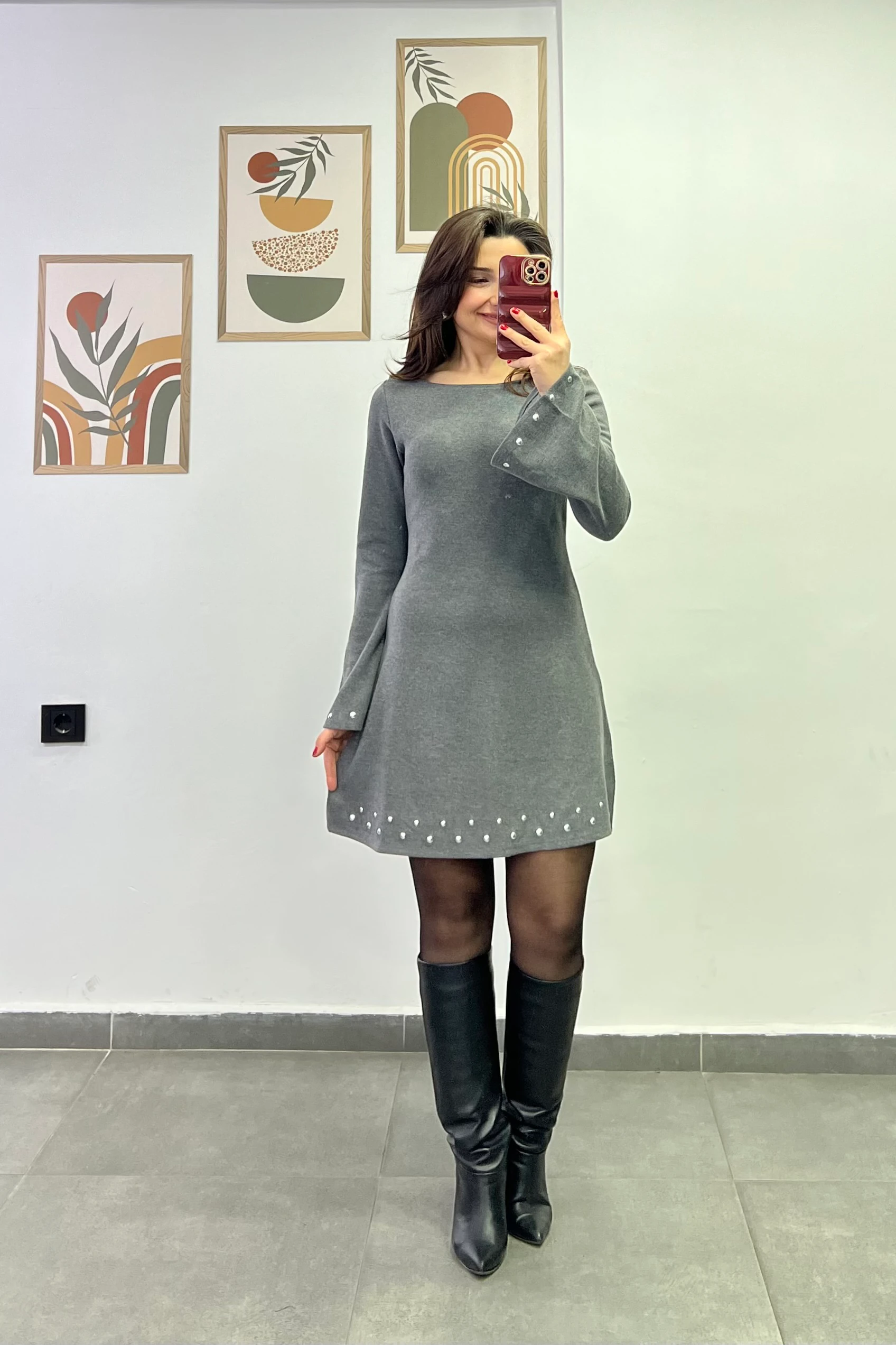 Kayık Yaka İspanyol Kol Kolları Ve Etek Ucu Gümüş Boncuk Detaylı Elbise - GRİ