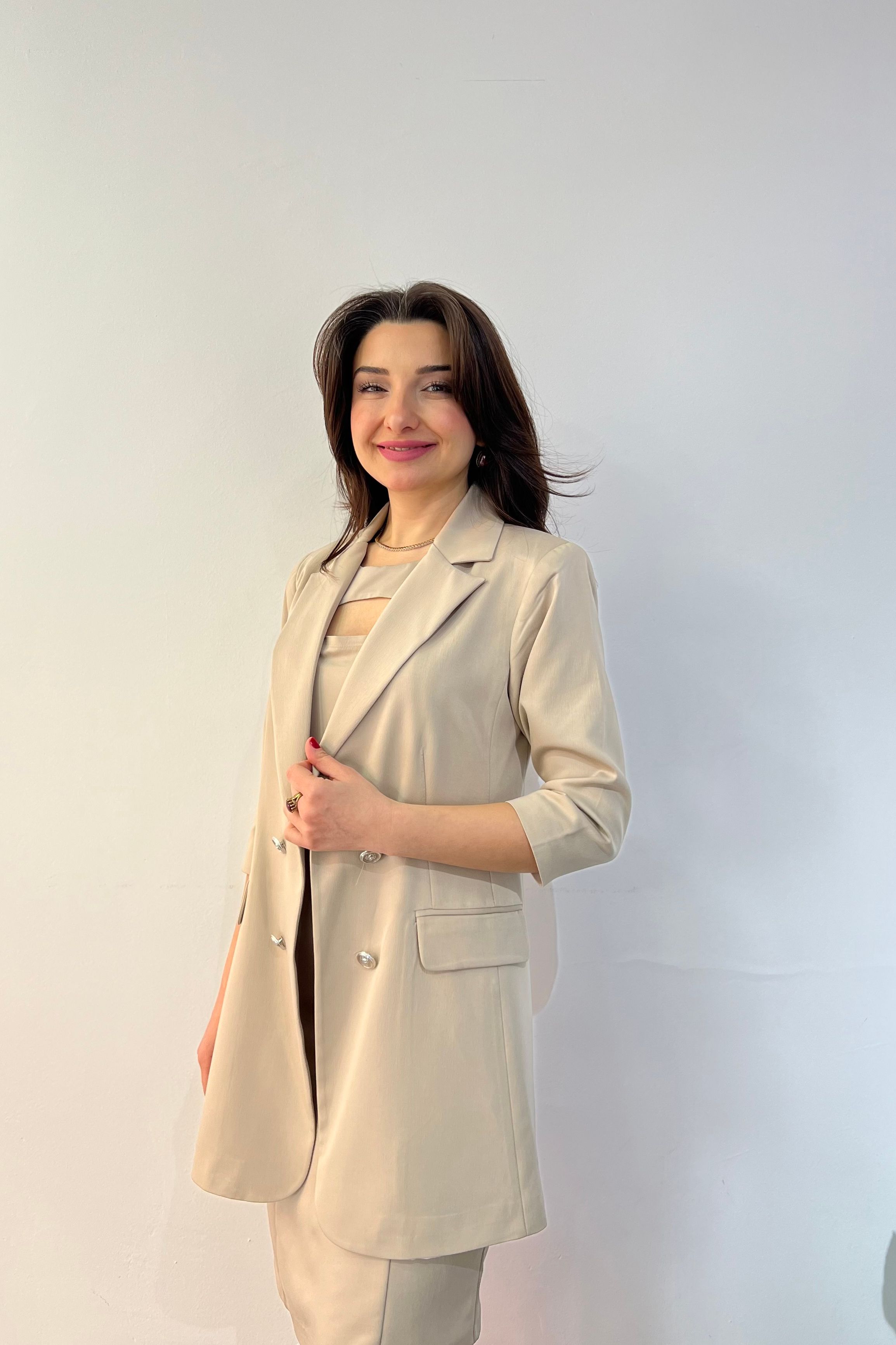 Elbisesi Göğüs Dekolteli Üzeri Ceketli İkili Takım 