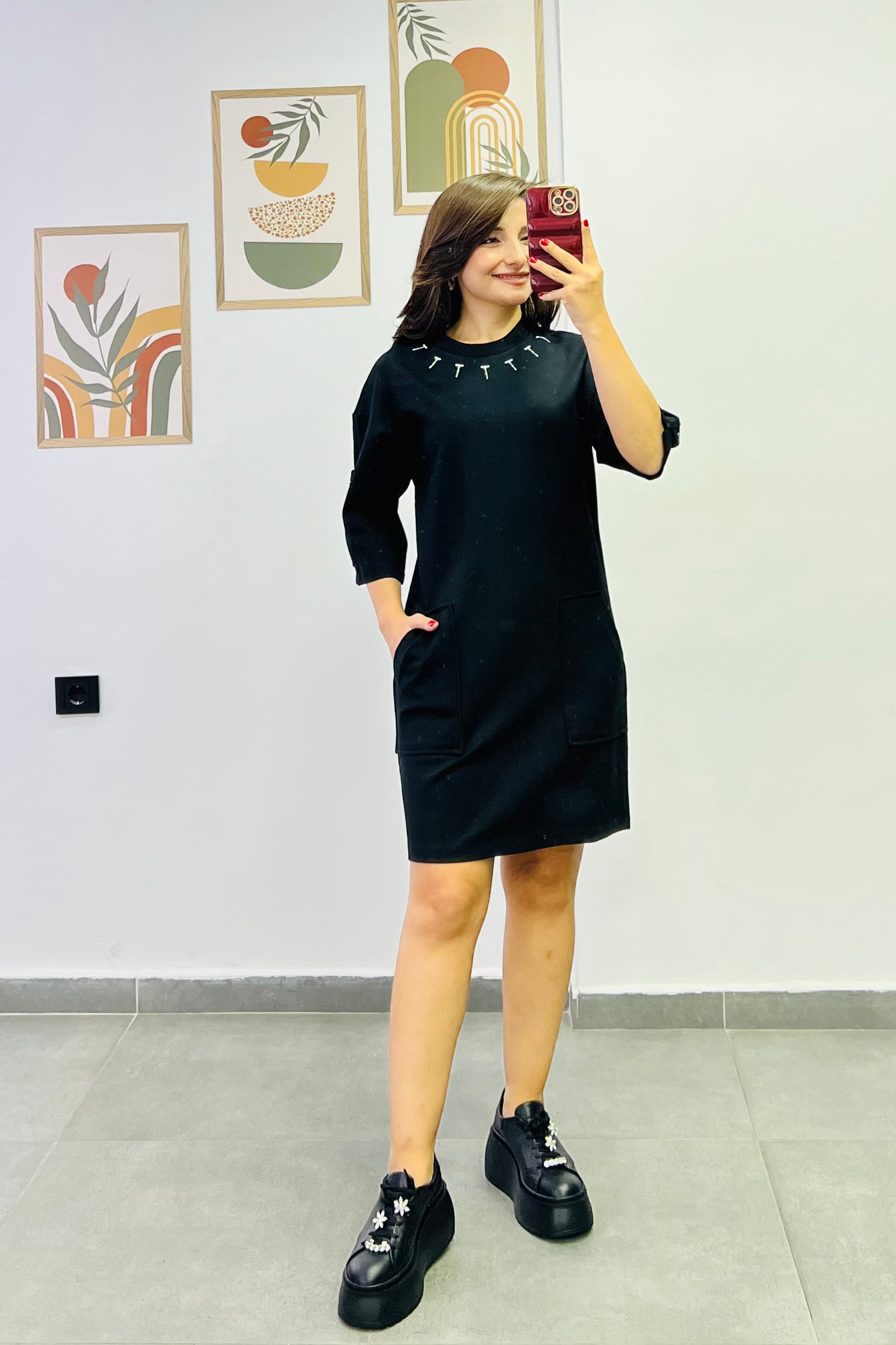 Kolları Ve Yakası Nakışlı Kese Cepli Kuşak Detaylı Elbise