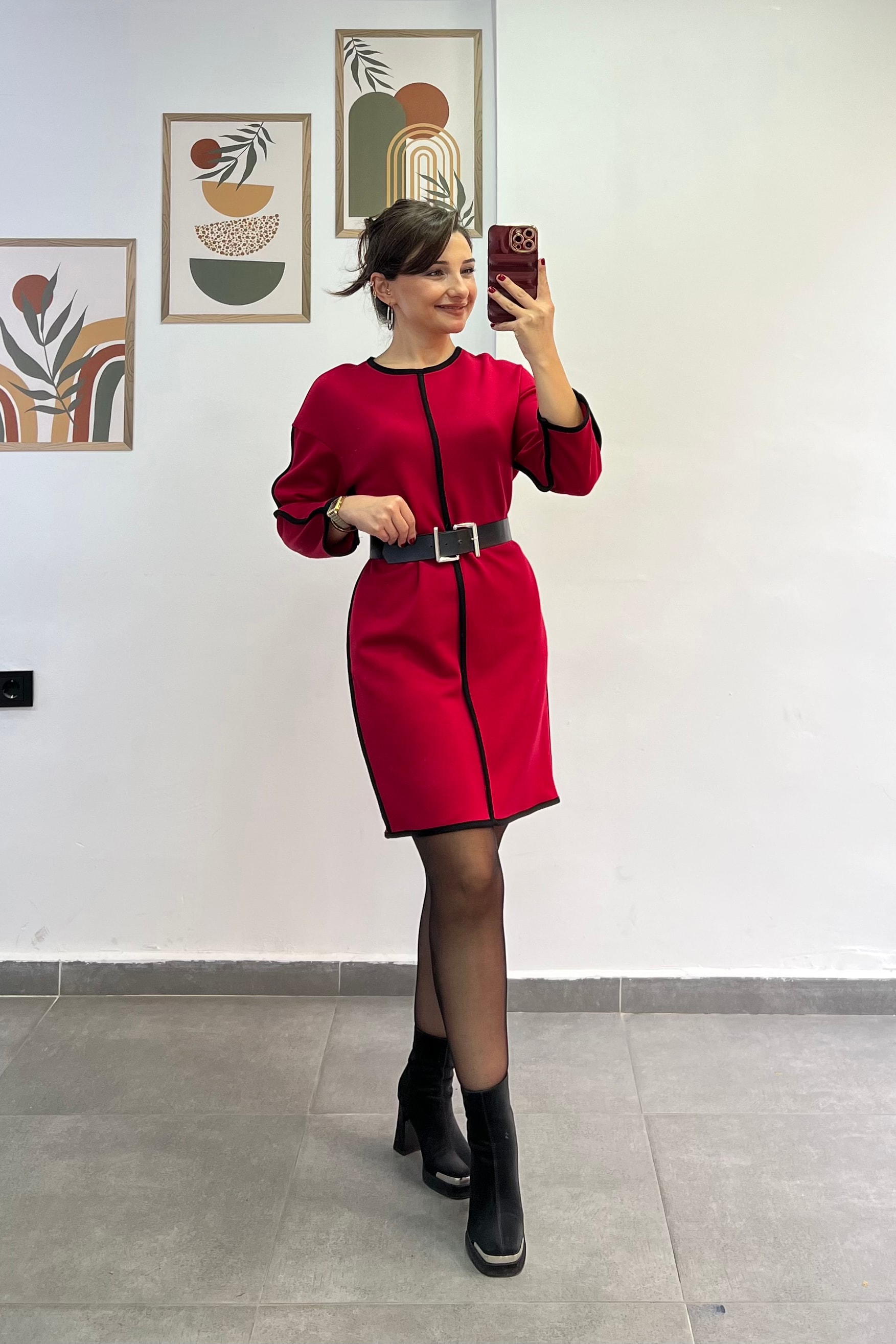 Siyah Biyeli Kemer Detaylı Truvakar Kol  Elbise