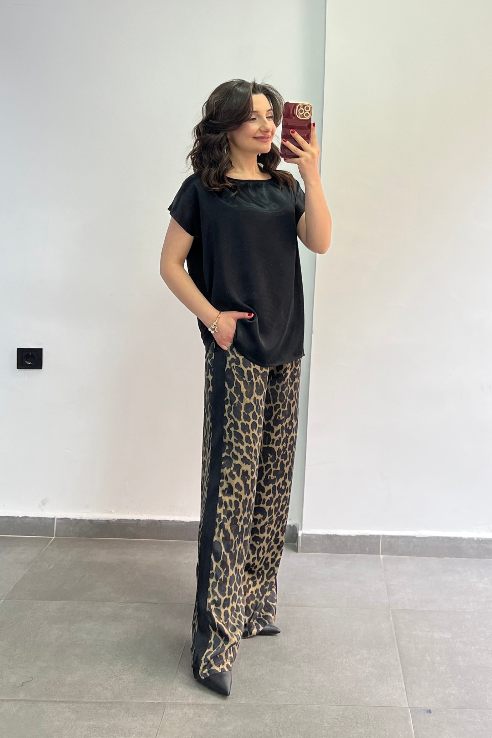  Altı Leopar Desenli Yan Tarafı Renkli Şeritli  Saten Takım - Hakı