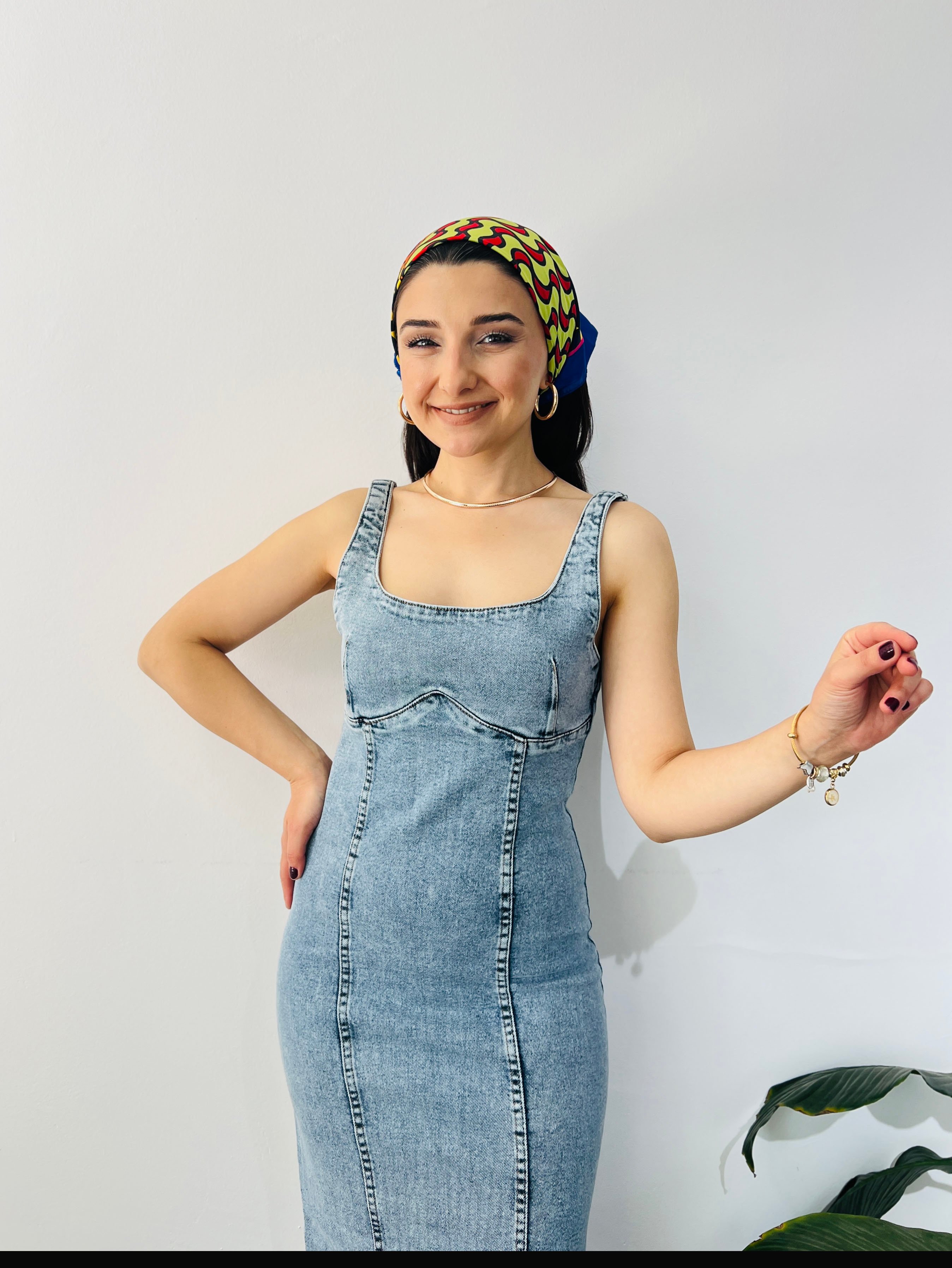 Kare Yaka Askılı Midi Boy Kot Elbise