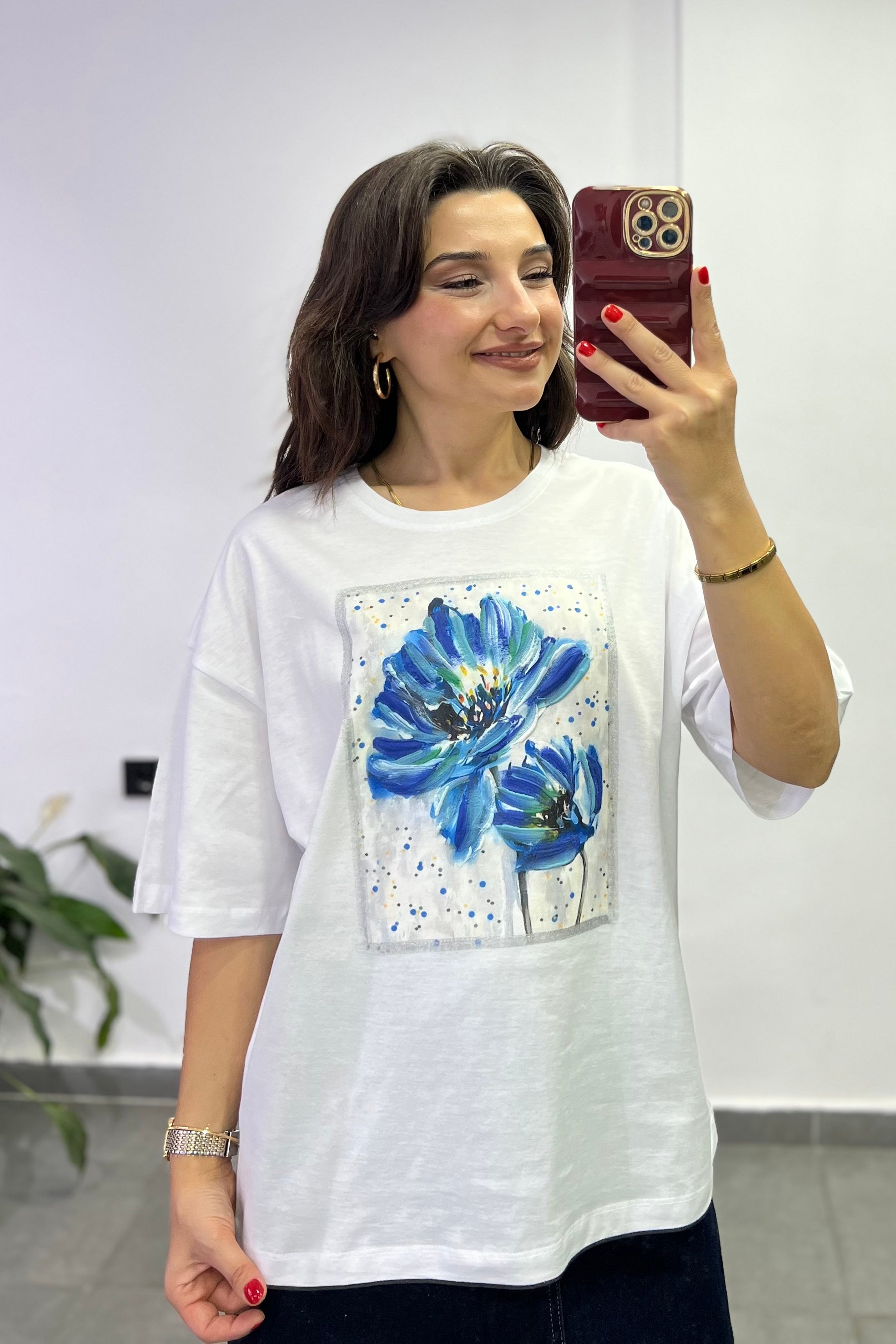 Kabartma Çiçek Desenli Tshırt - BEYAZ