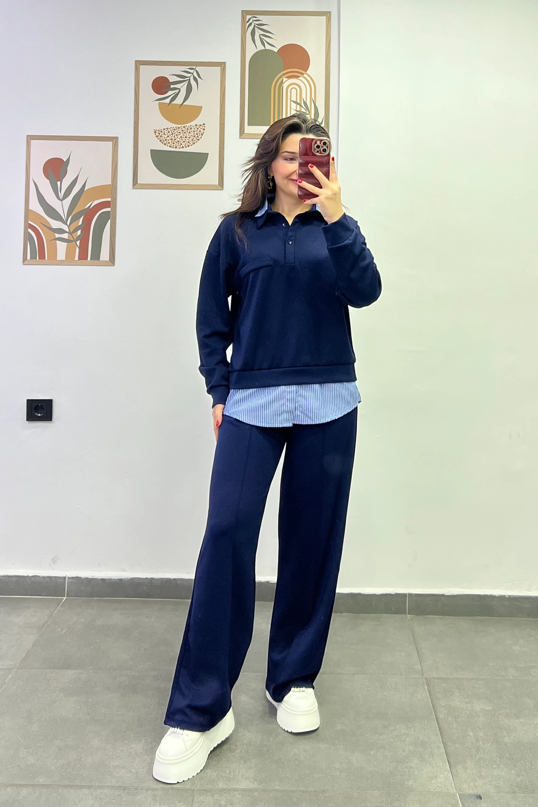 Polo Yaka Yakası Ve Bel Kısmı Gömlek Detaylı Pantolonu Cepli Ve Çima Dikişli Eşofman Takımı - LACIVERT