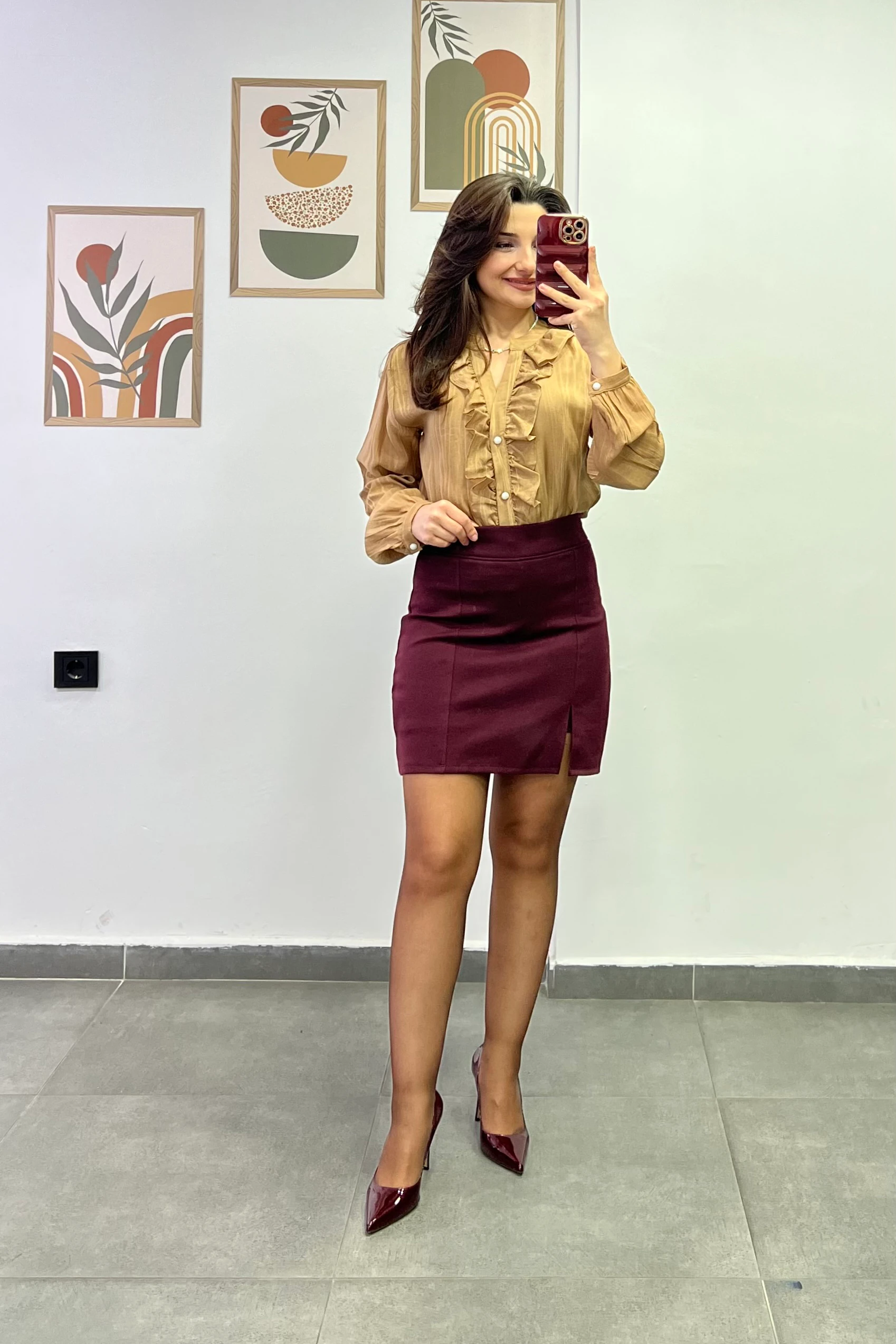 Tek Tarafı Yırtmaç Detaylı Çelik Örme İçi Şortlu Etek - BORDO