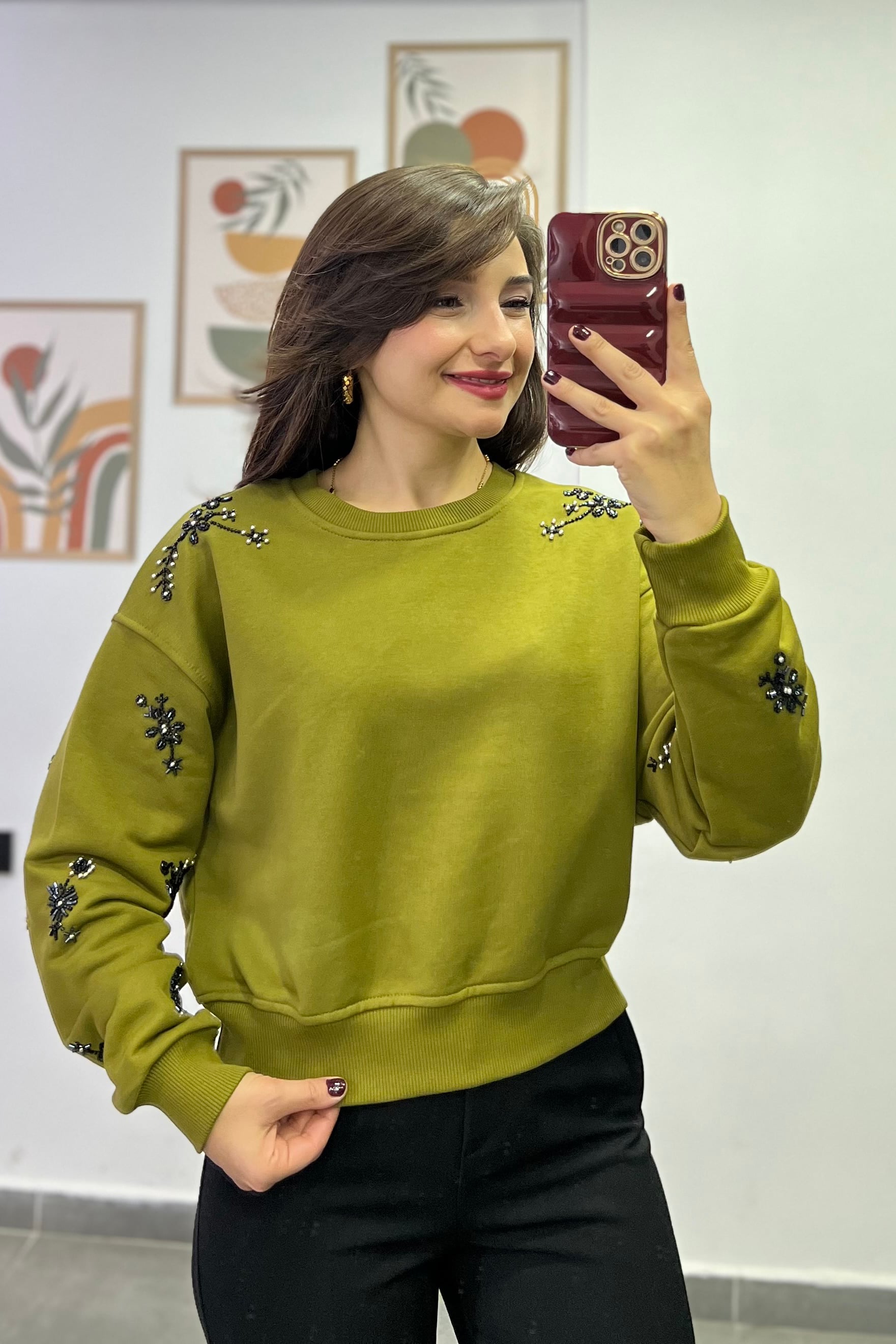 Omuzları Ve Kolları Boncuk Dikişli İki İplik Sweatshırt