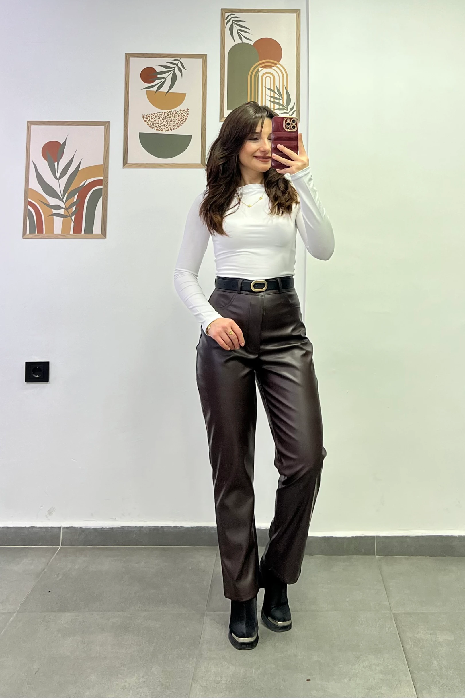 Yüksek Bel Boru Paça İçi Şardonlu Deri Pantolon - KAHVERENGİ