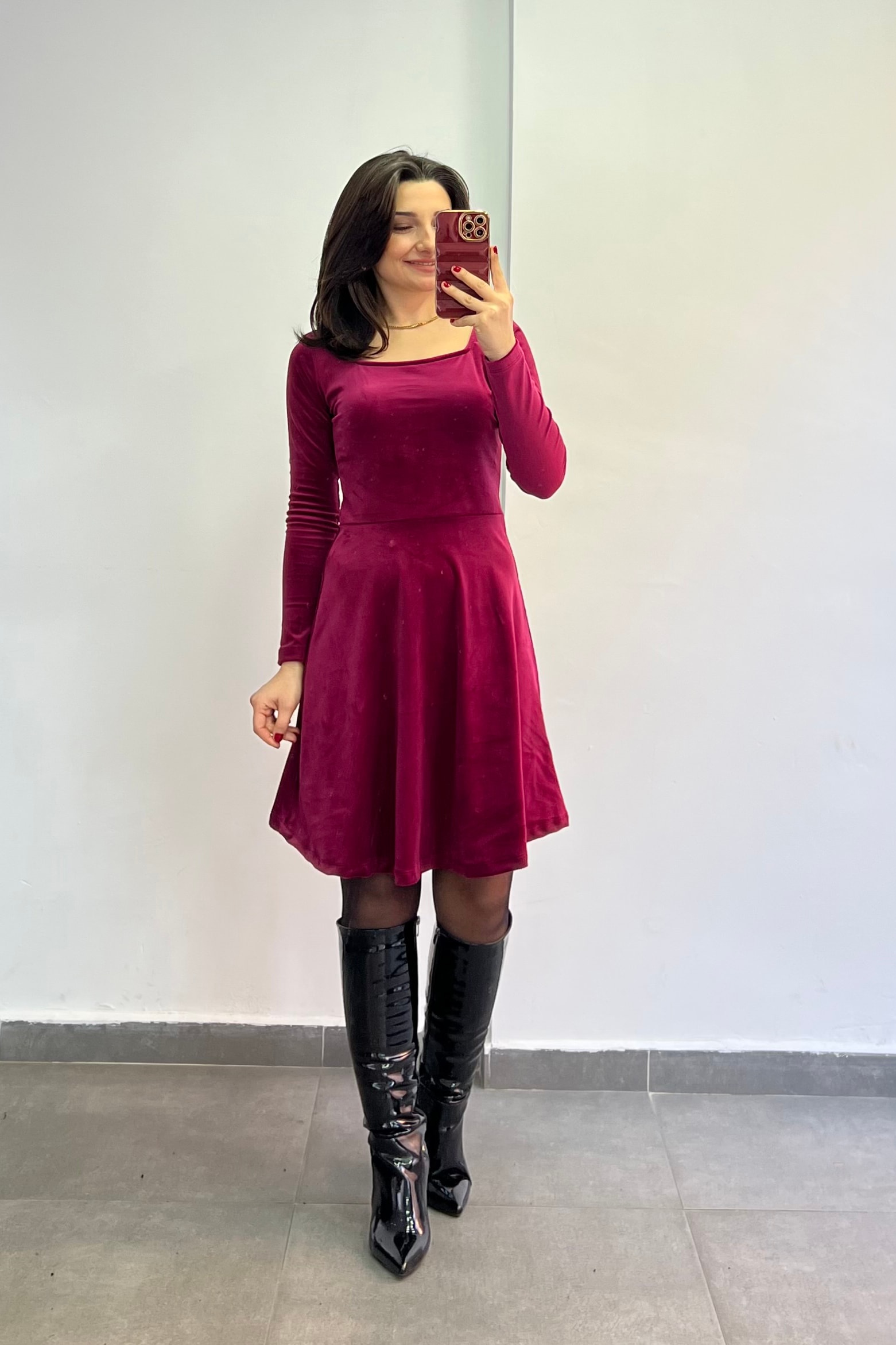 Kare Yaka Kadife Çan Kesim Elbise