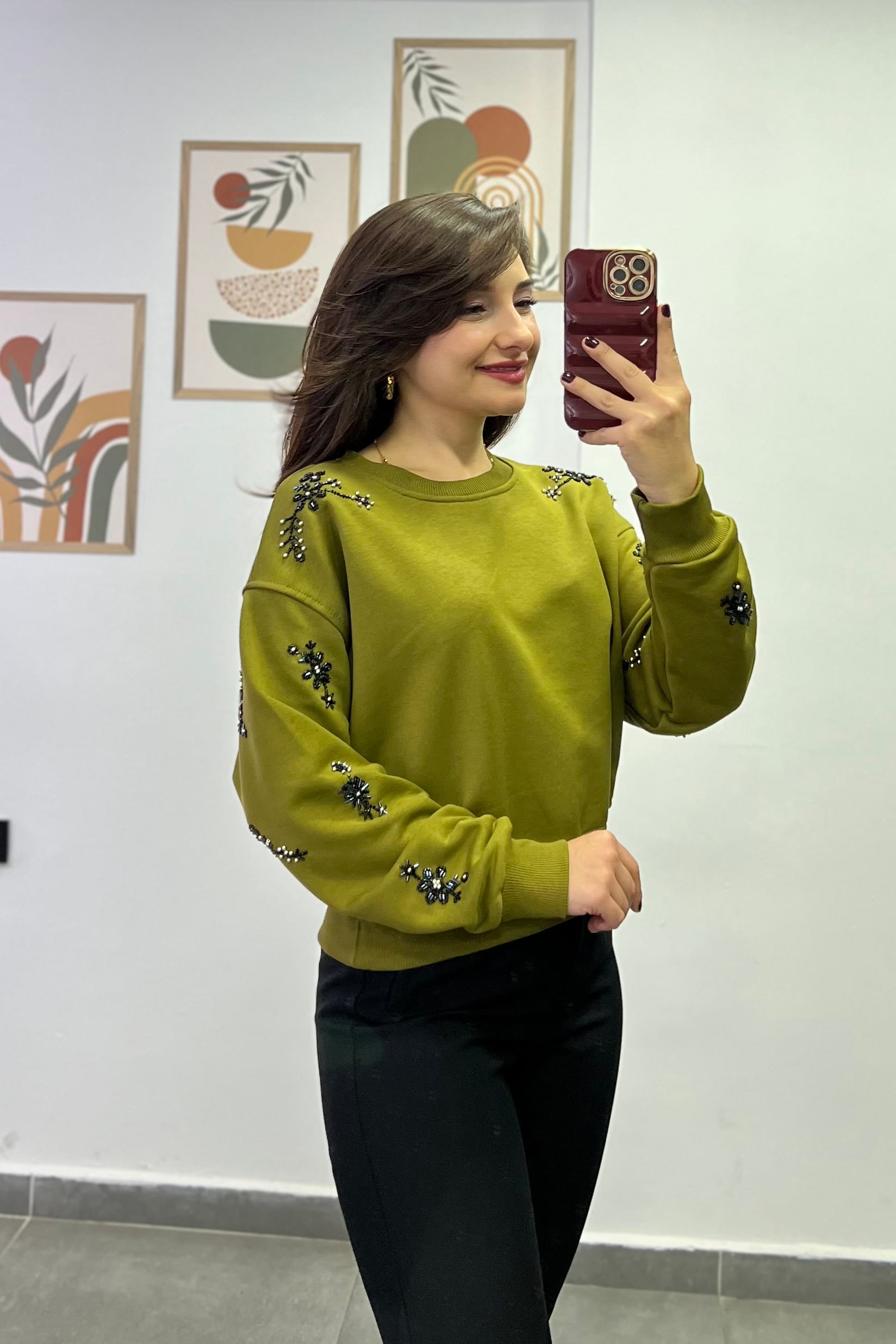Omuzları Ve Kolları Boncuk Dikişli İki İplik Sweatshırt