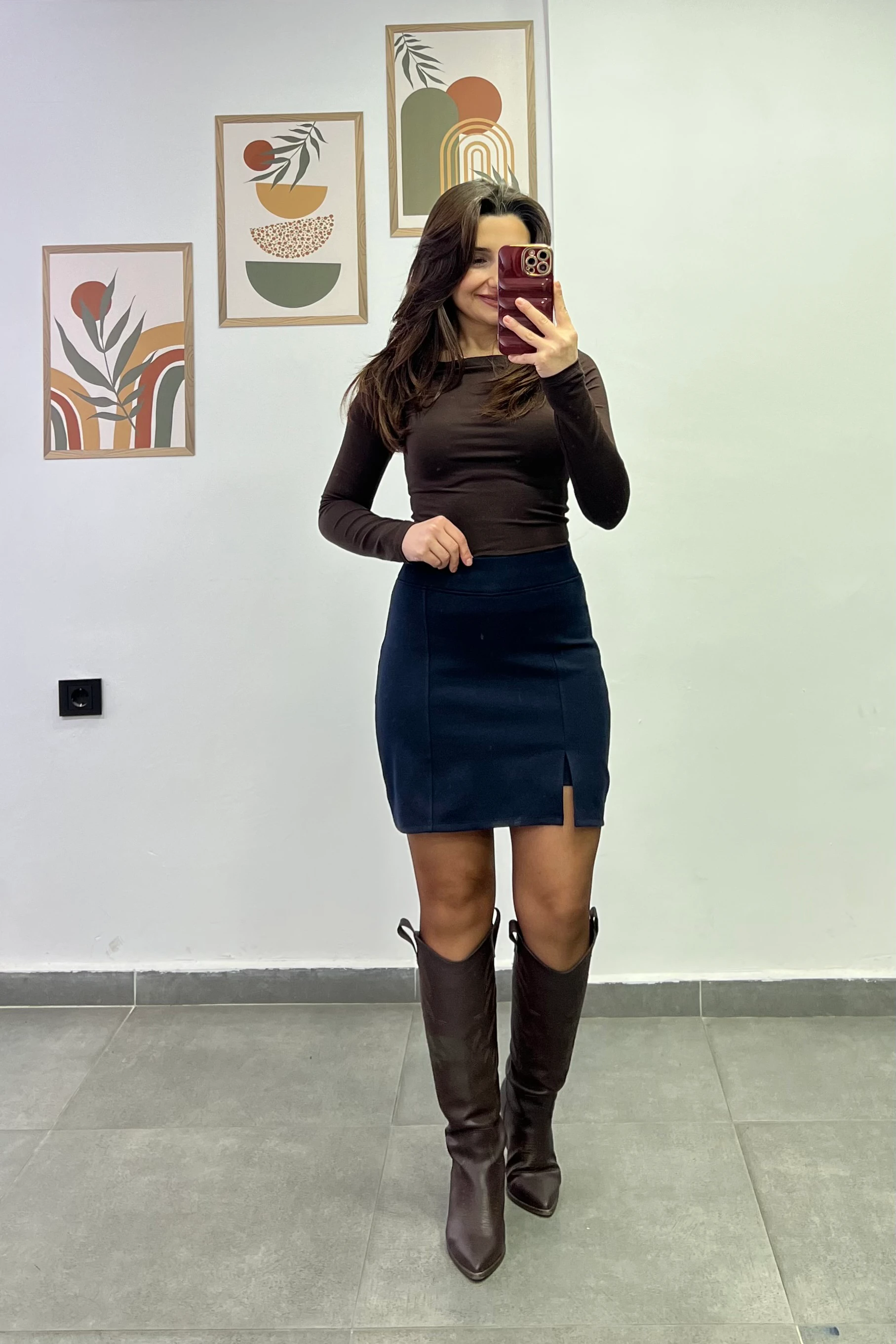 Tek Tarafı Yırtmaç Detaylı Çelik Örme İçi Şortlu Etek - LACIVERT