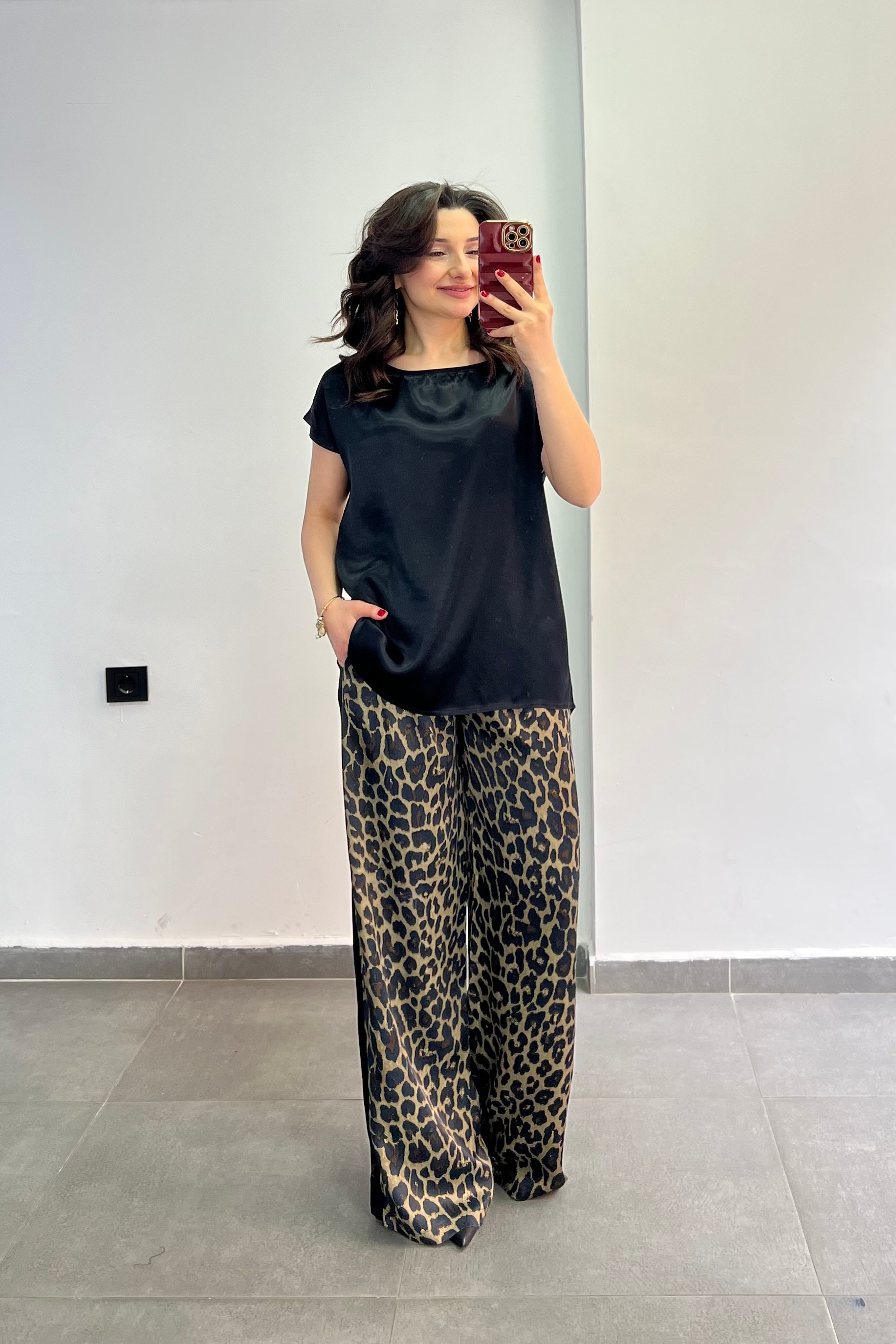  Altı Leopar Desenli Yan Tarafı Renkli Şeritli  Saten Takım - Hakı