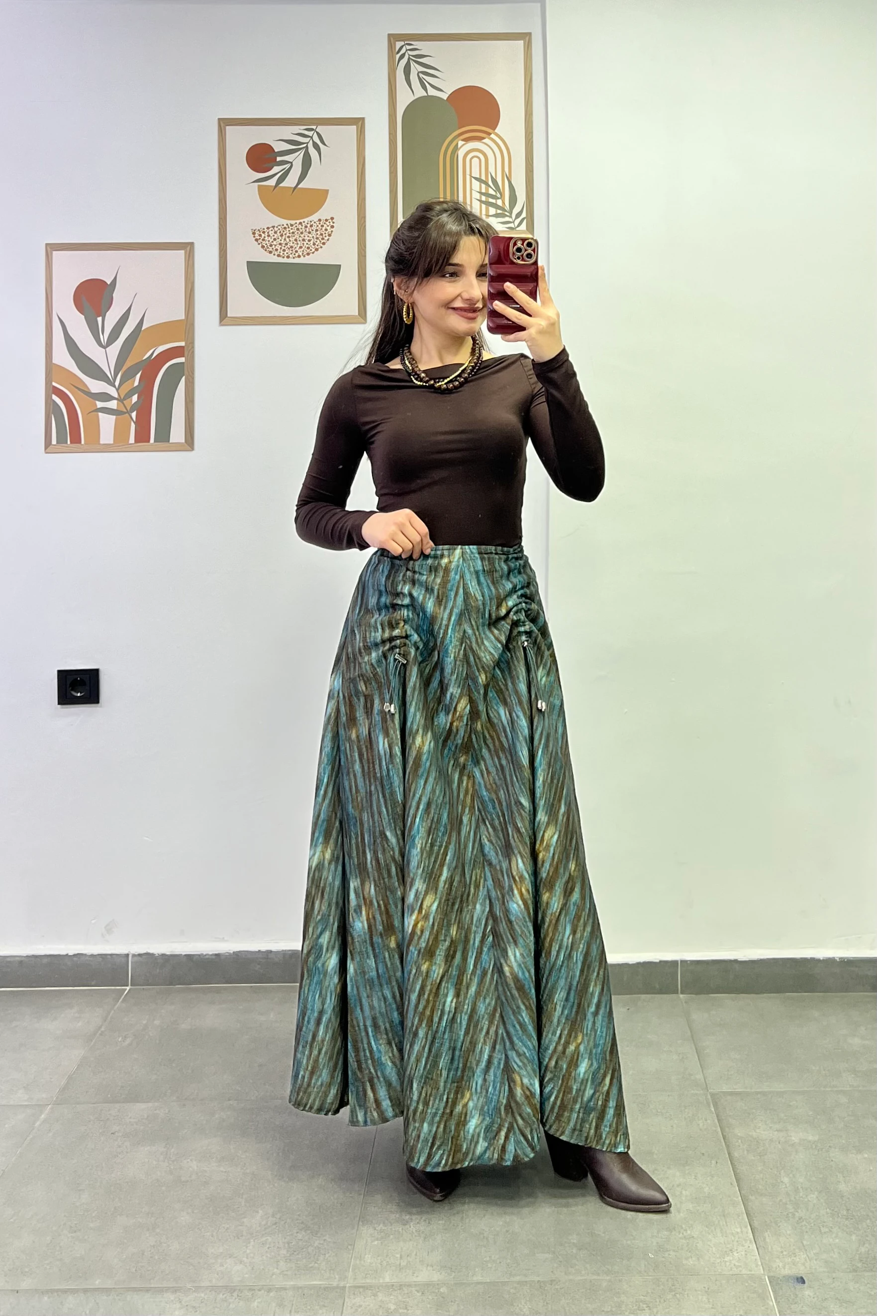 İki Ön Kısmı Asansör Lastik Detaylı Maxi Boy Renkli  Etek - KAHVERENGİ BATİK