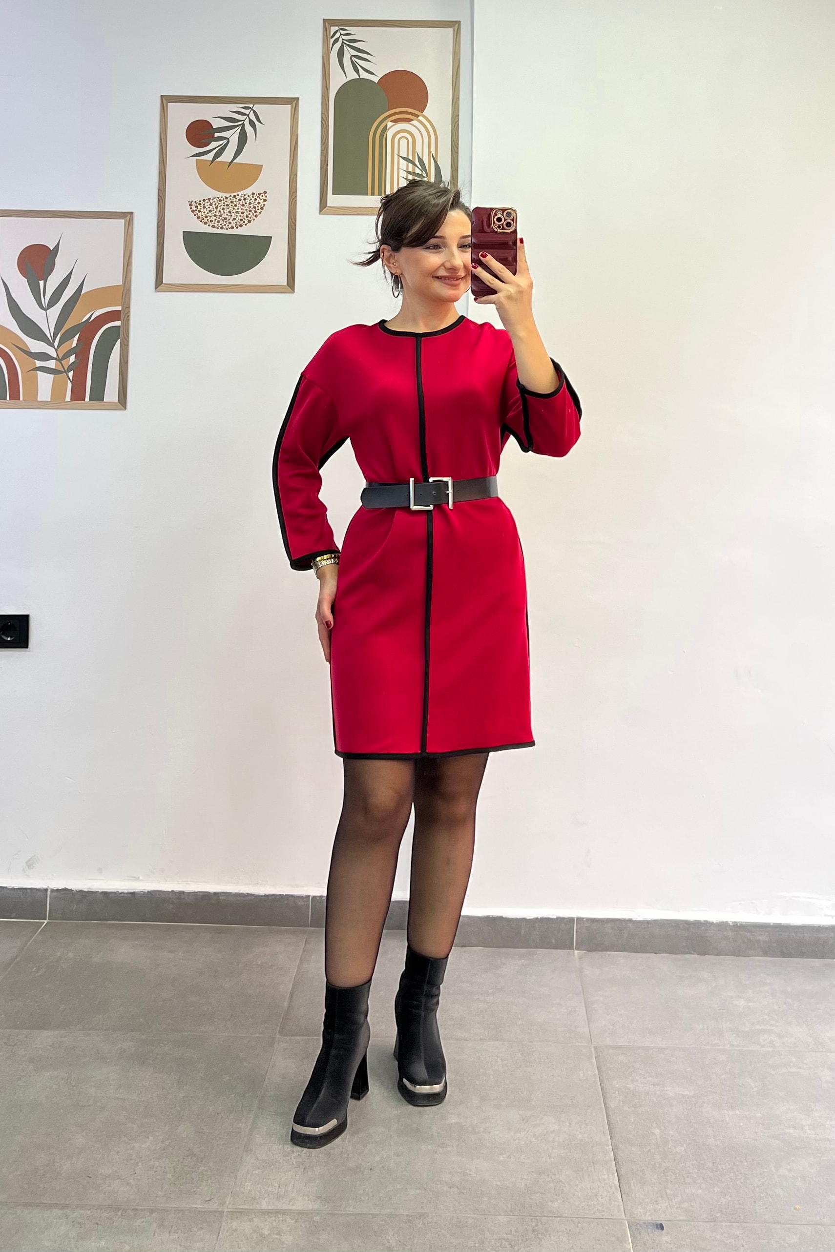 Siyah Biyeli Kemer Detaylı Truvakar Kol  Elbise