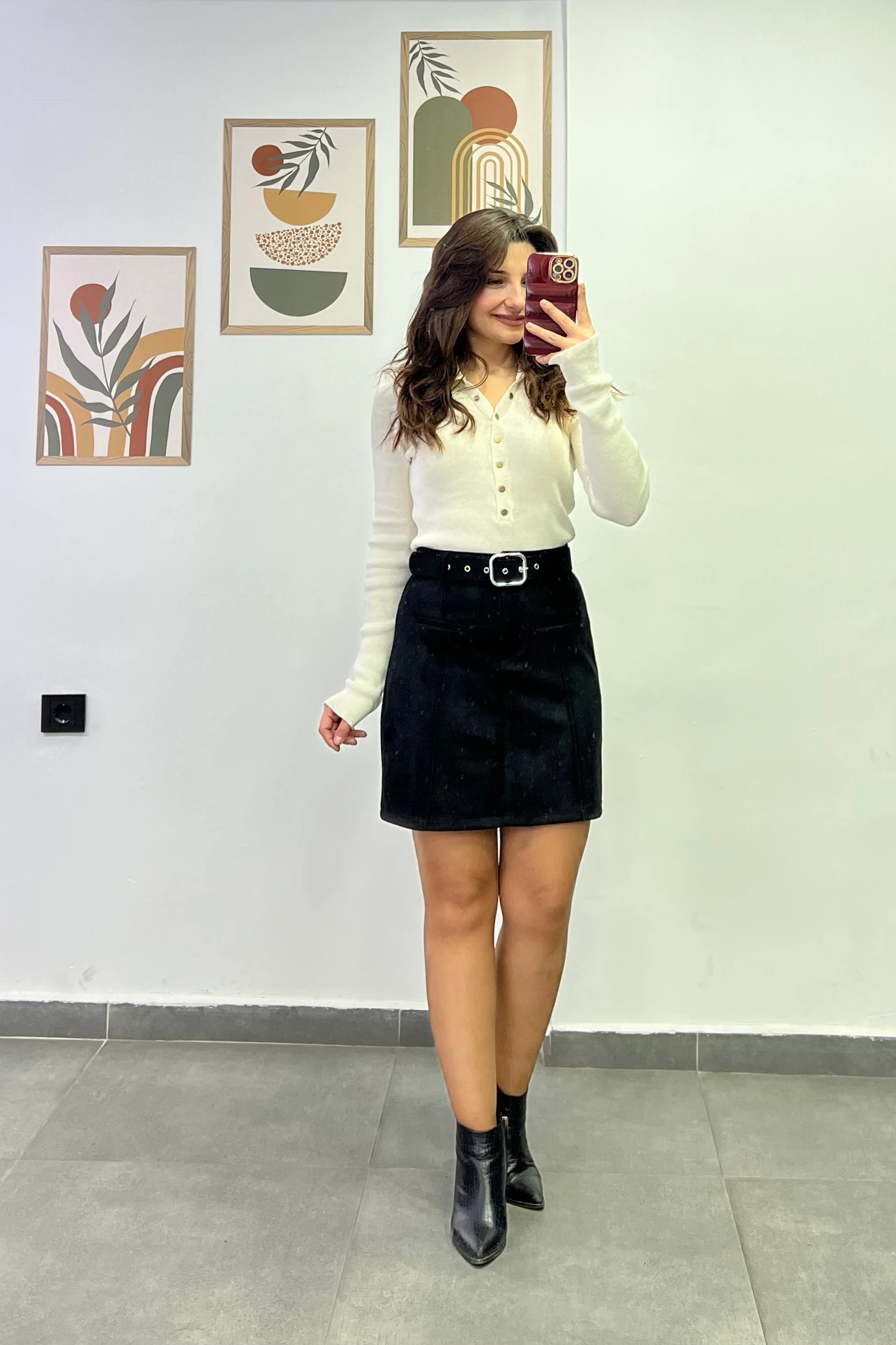 Ön Kısmı Çima Dikişli Cep Görünümlü Kemerli Nubuk Etek - Siyah