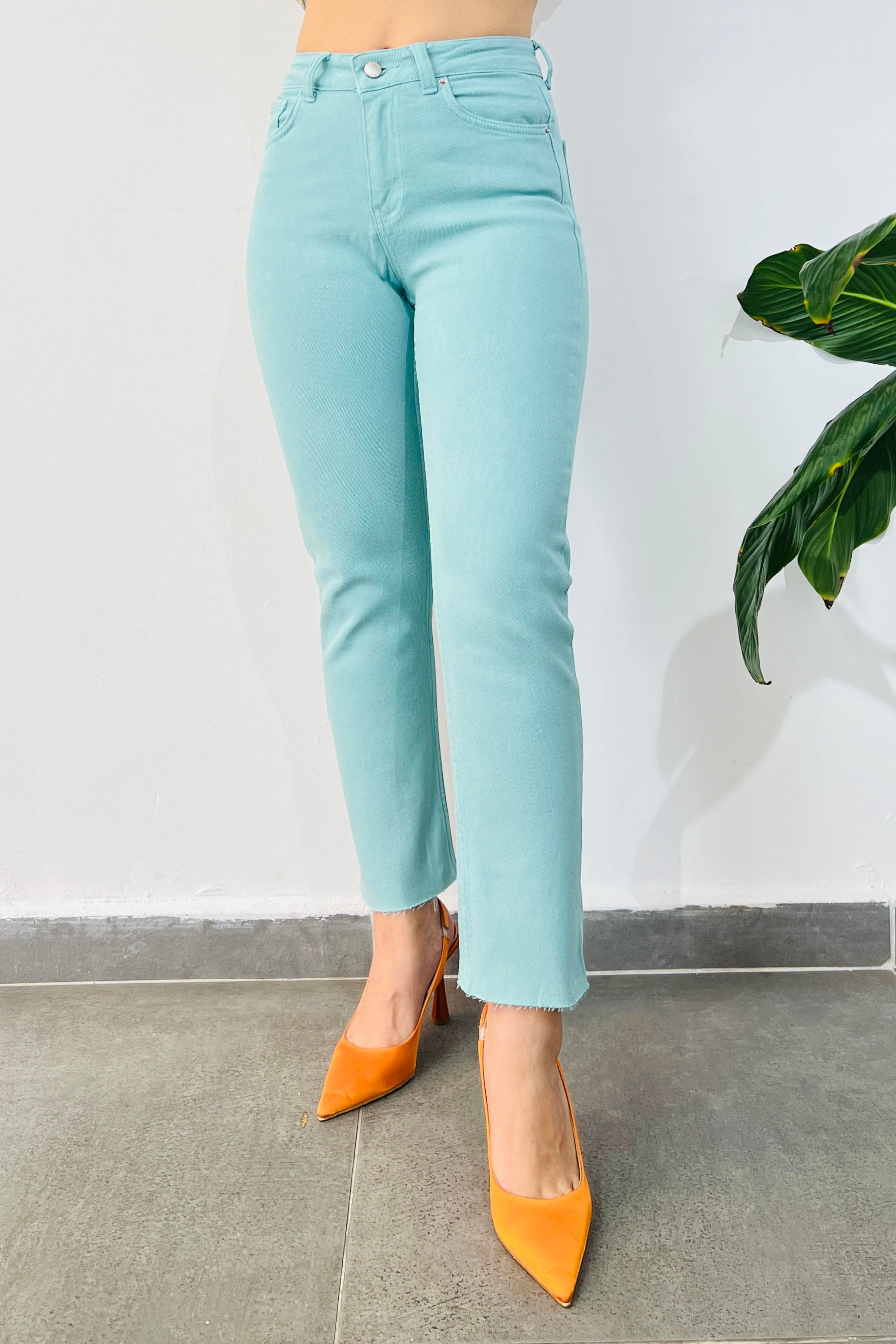 Mom Fit Kalıp Paçası Kesik Jean Mint Yeşili