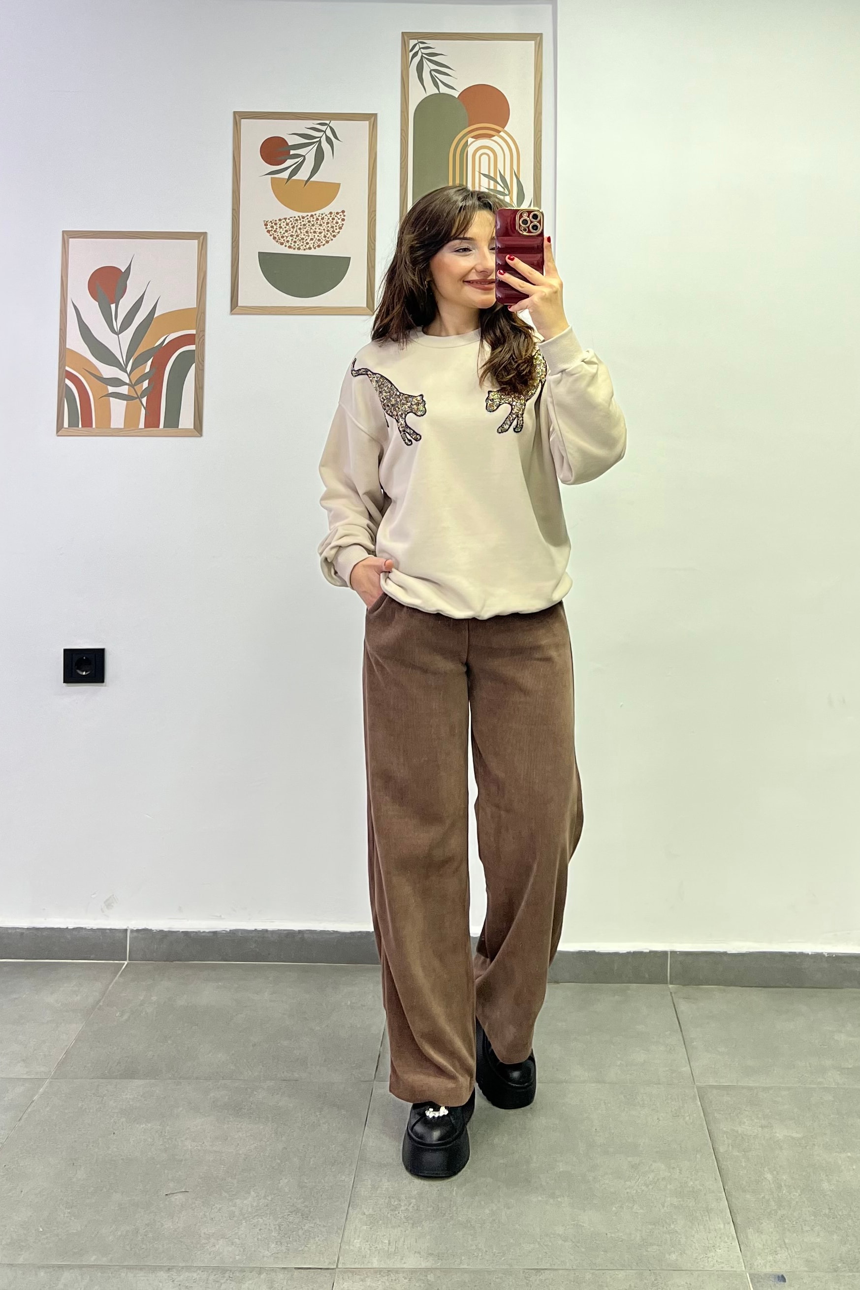 Beli Lastikli Cep Detaylı Bol Paça Fitilli Kadife Pantolon - KAHVERENGİ