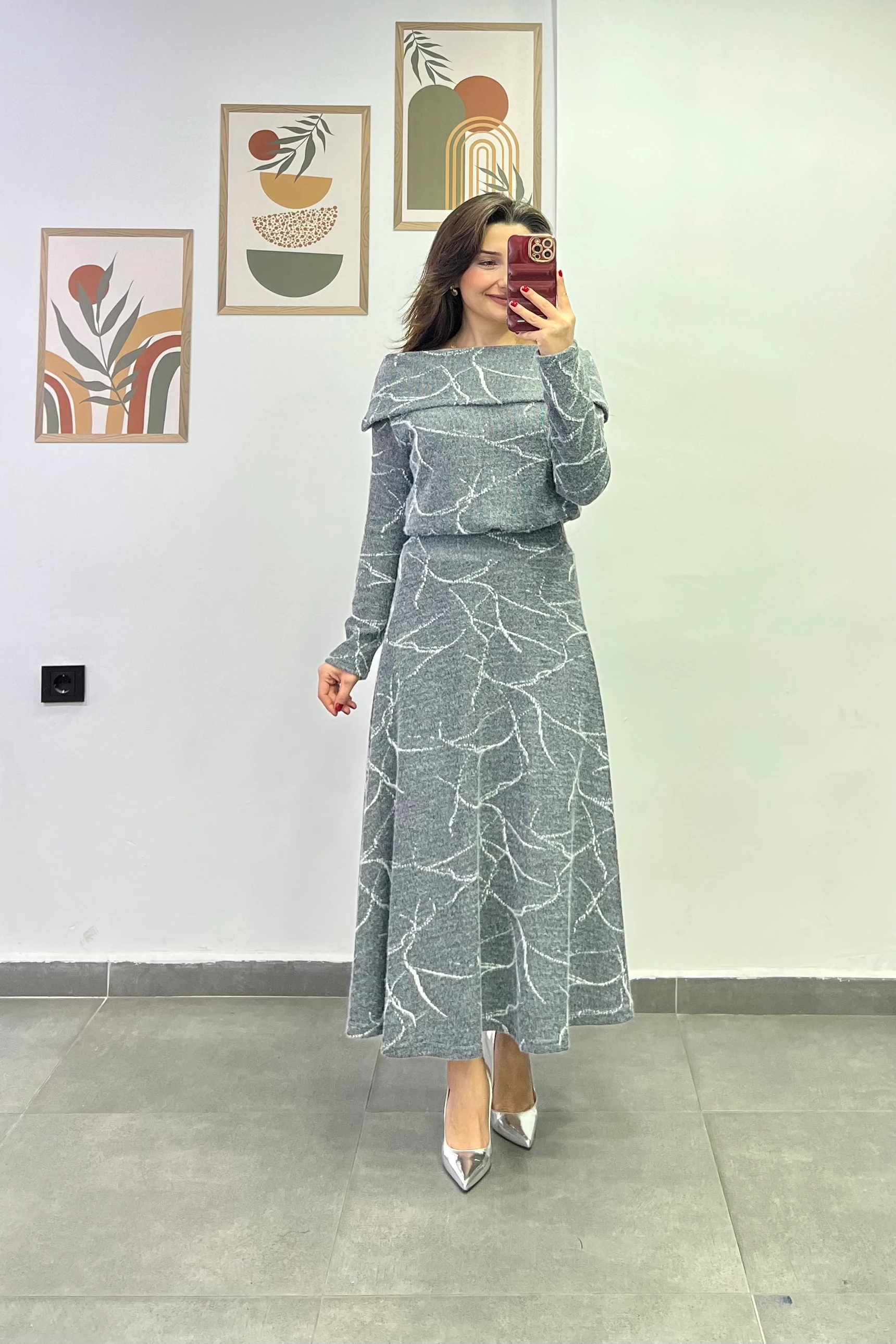 Yumoş Triko Madonna Yaka Etekli Takım - GRİ