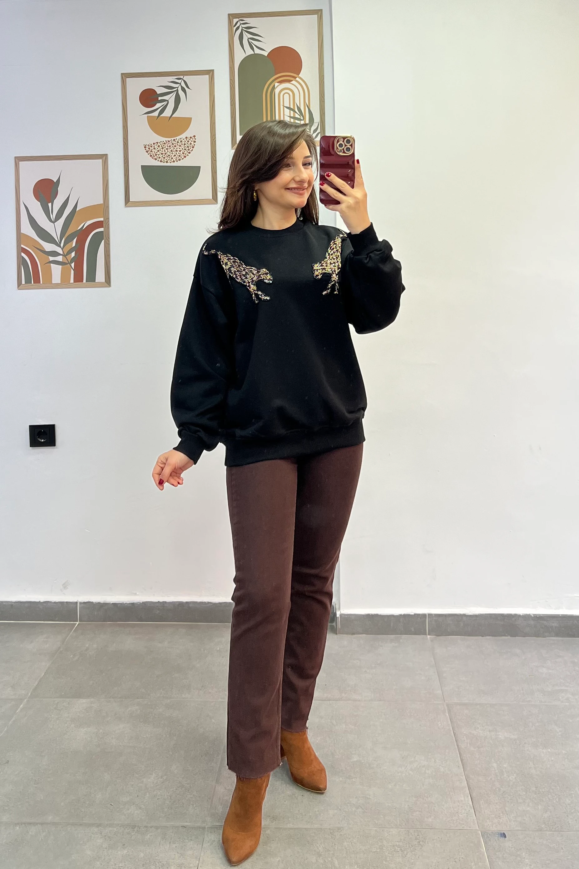 İki  Ön Göğüs Kısmı Leopar Boncuk İşlemeli Sweatshırt - SİYAH