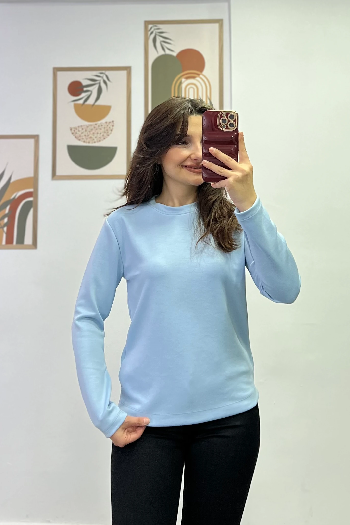 Modal Kumaş Bisiklet Yaka İki Yanı Küçük Yırtmaç Detaylı Basic Bluz - BEBE MAVISI