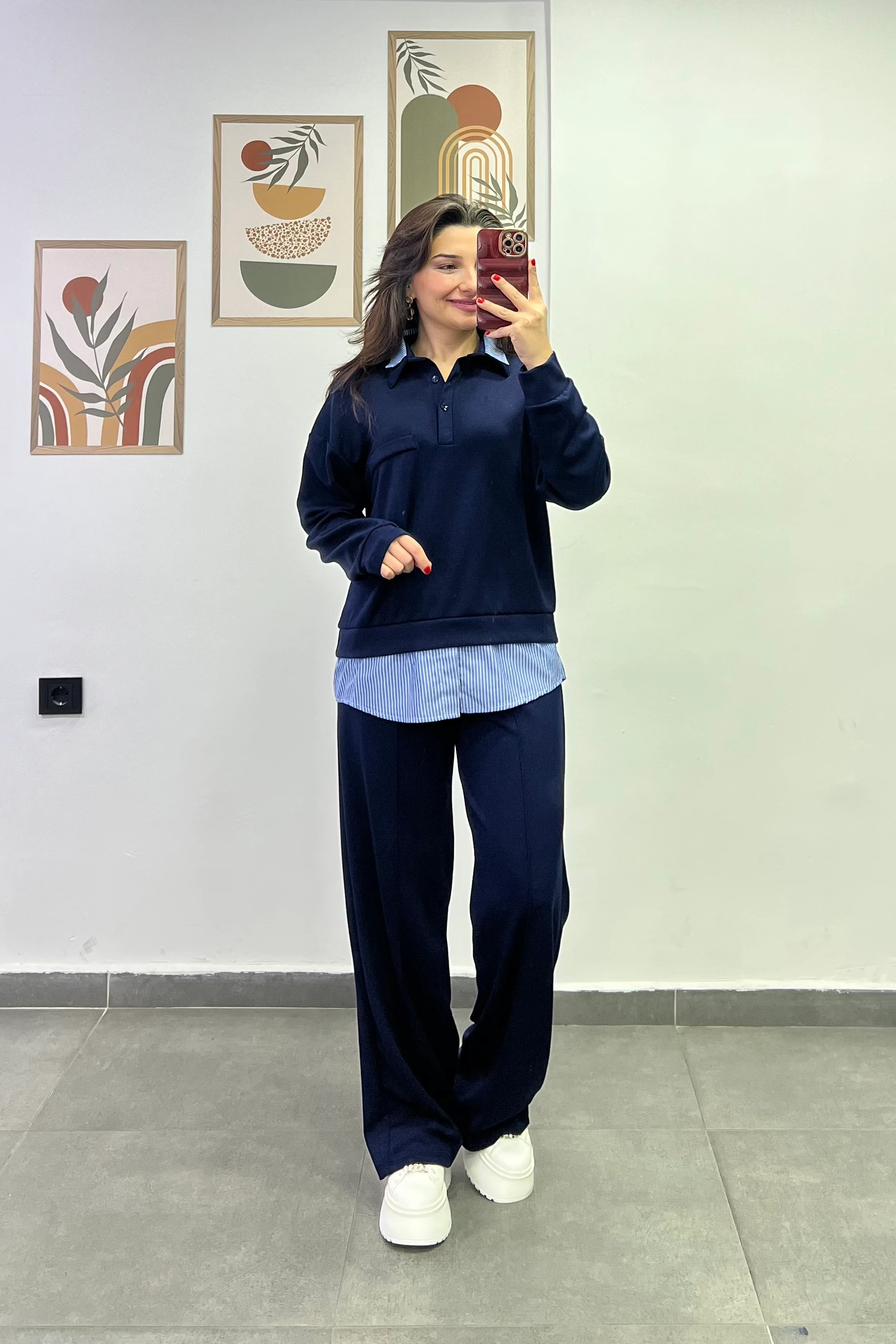 Polo Yaka Yakası Ve Bel Kısmı Gömlek Detaylı Pantolonu Cepli Ve Çima Dikişli Eşofman Takımı - LACIVERT