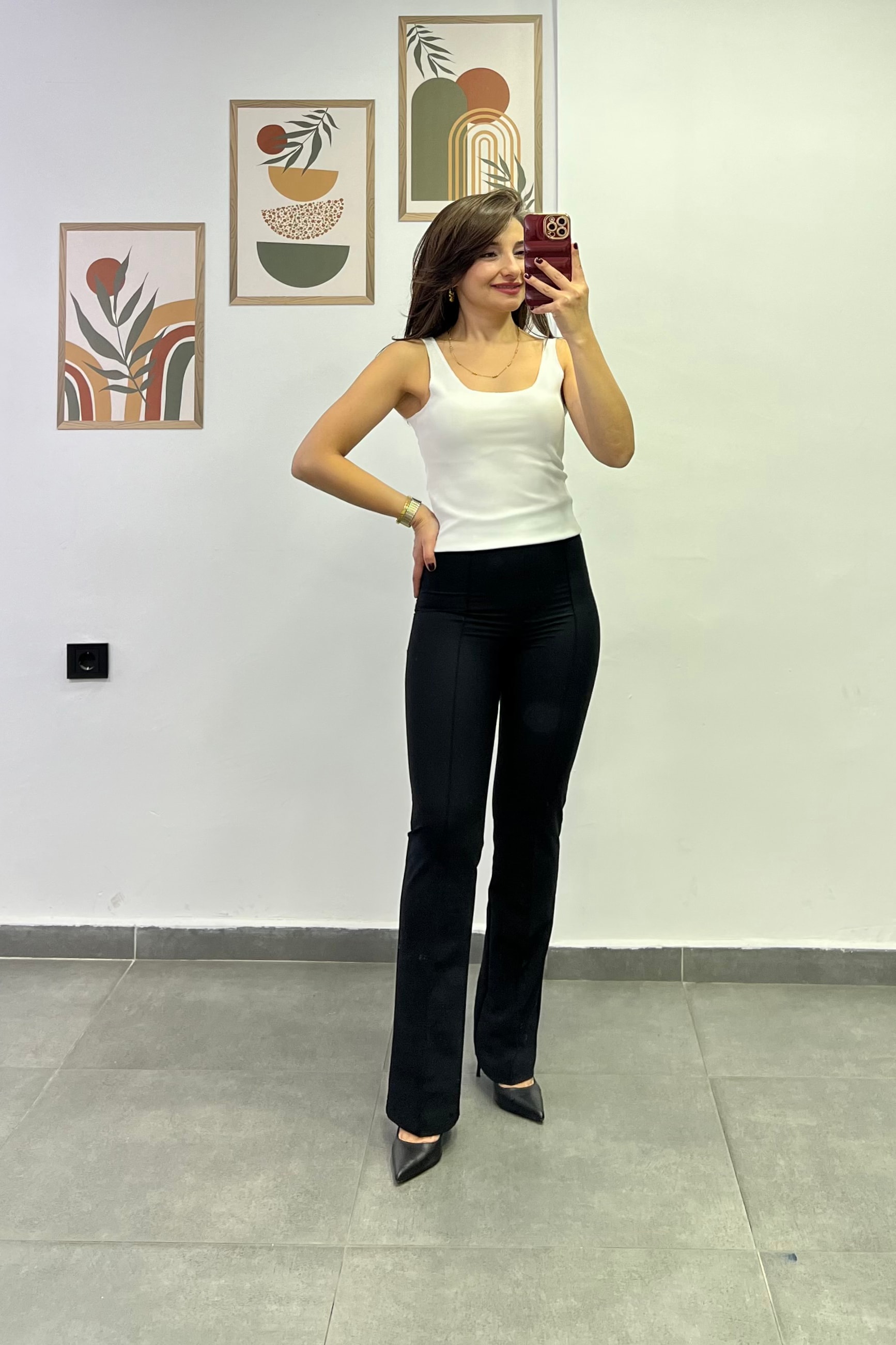 Yandan Fermuar Detaylı Önü Çima Dikişli Hafif İspanyol Paça Toparlayıcı Scuba Kumaş Pantolon - SİYAH