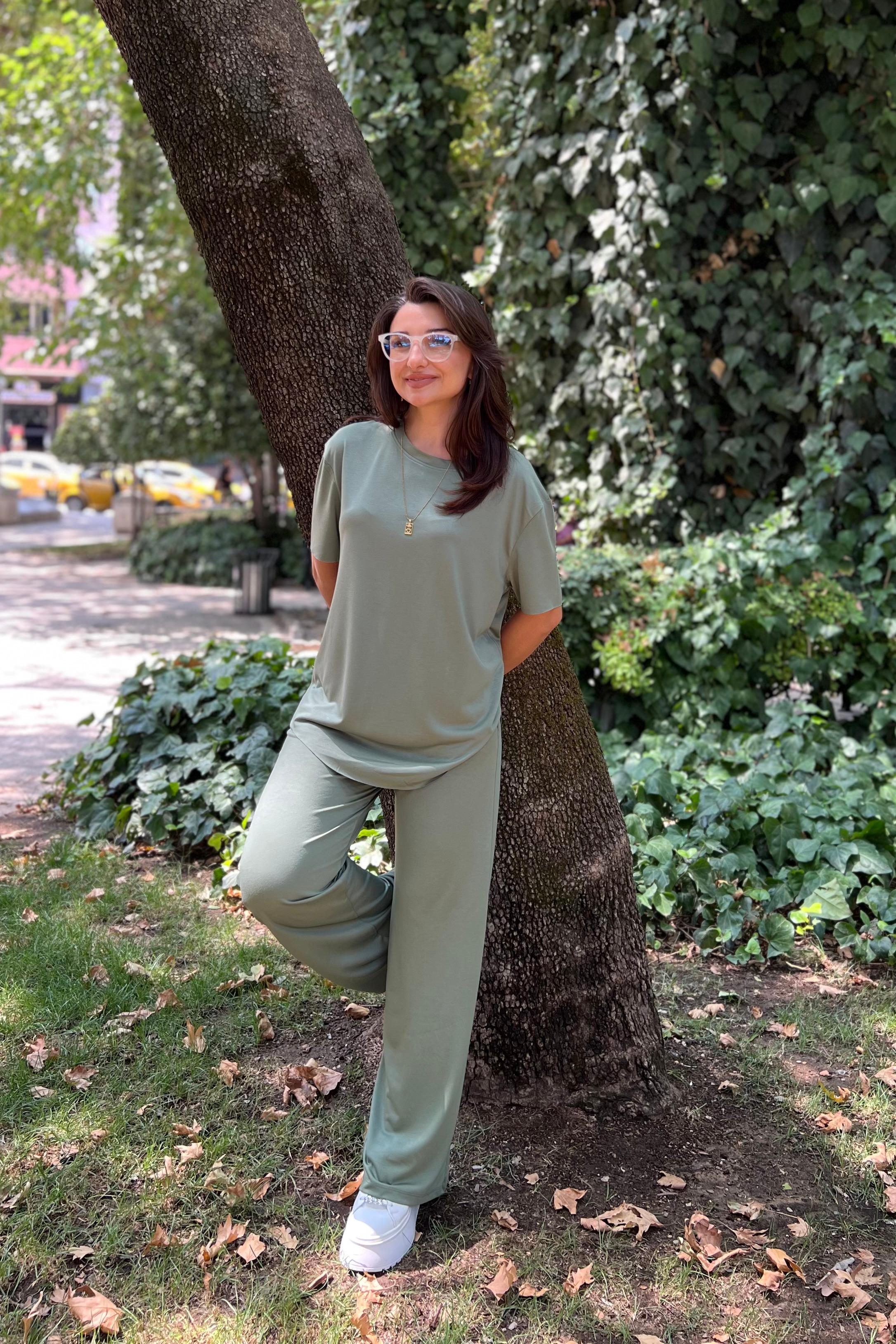 Kol Ve Bel Kısmı Kesik Cep Detaylı Bol Paça Modal Penye Takım - YESIL