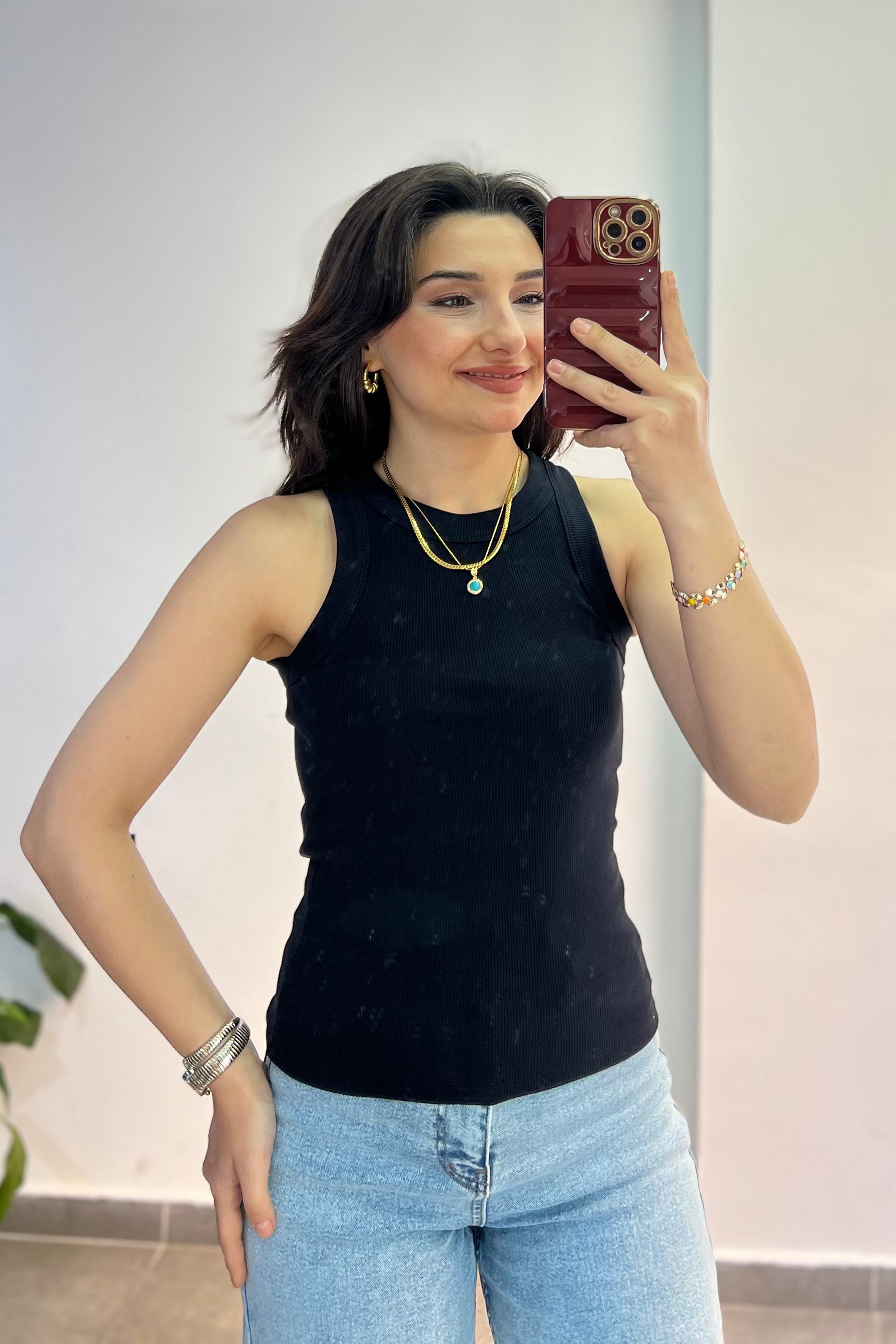 Siyah