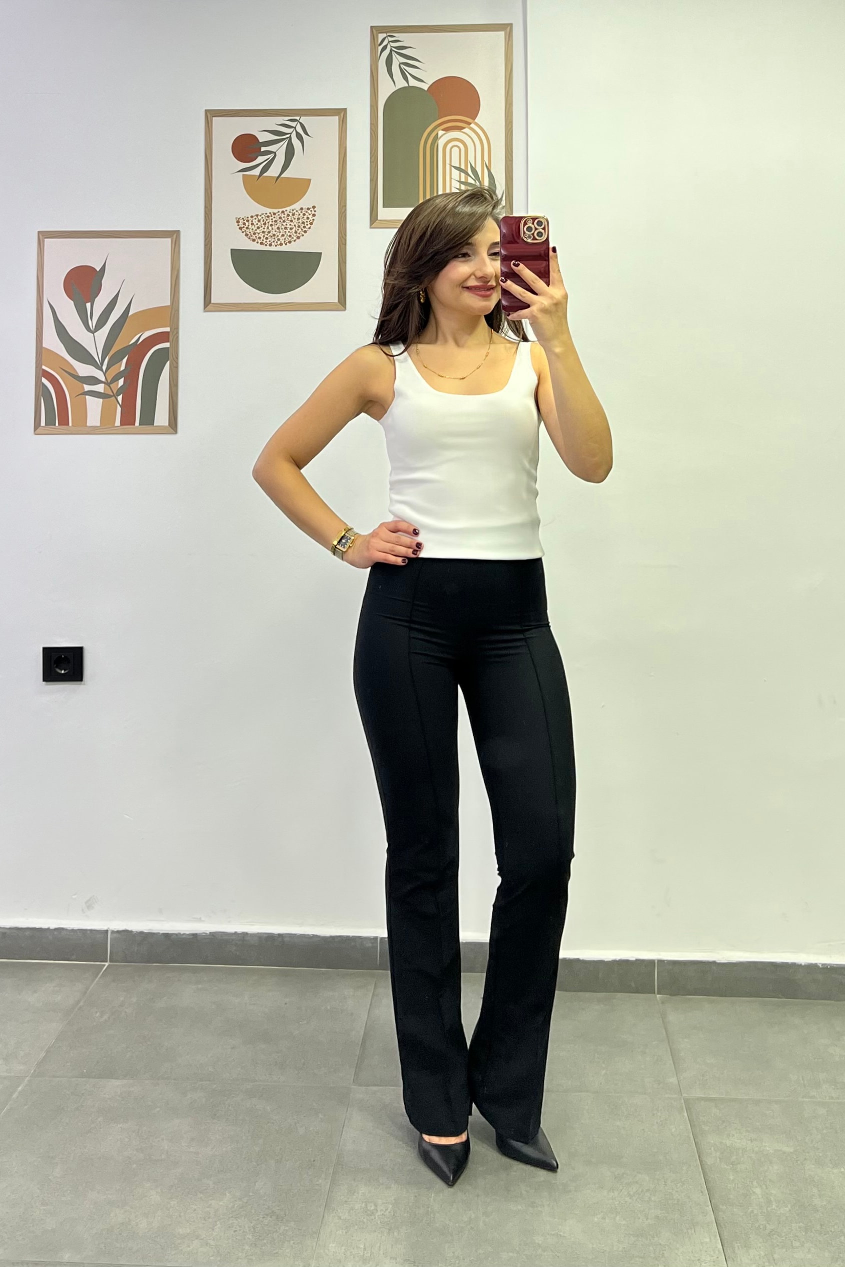 Yandan Fermuar Detaylı Önü Çima Dikişli Hafif İspanyol Paça Toparlayıcı Scuba Kumaş Pantolon - SİYAH