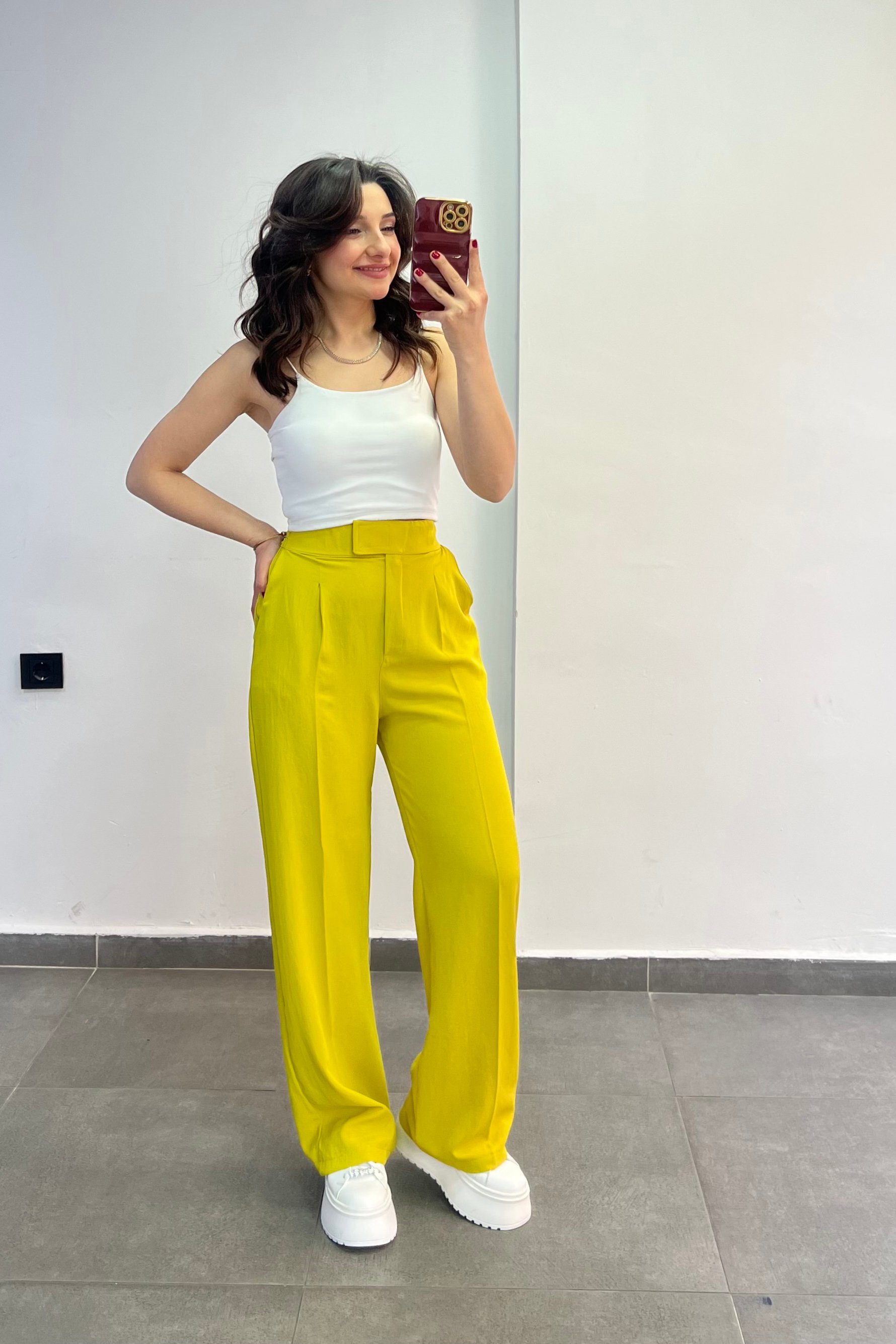 Beli Lastikli Cırt Detaylı Bol Paça Pantolon