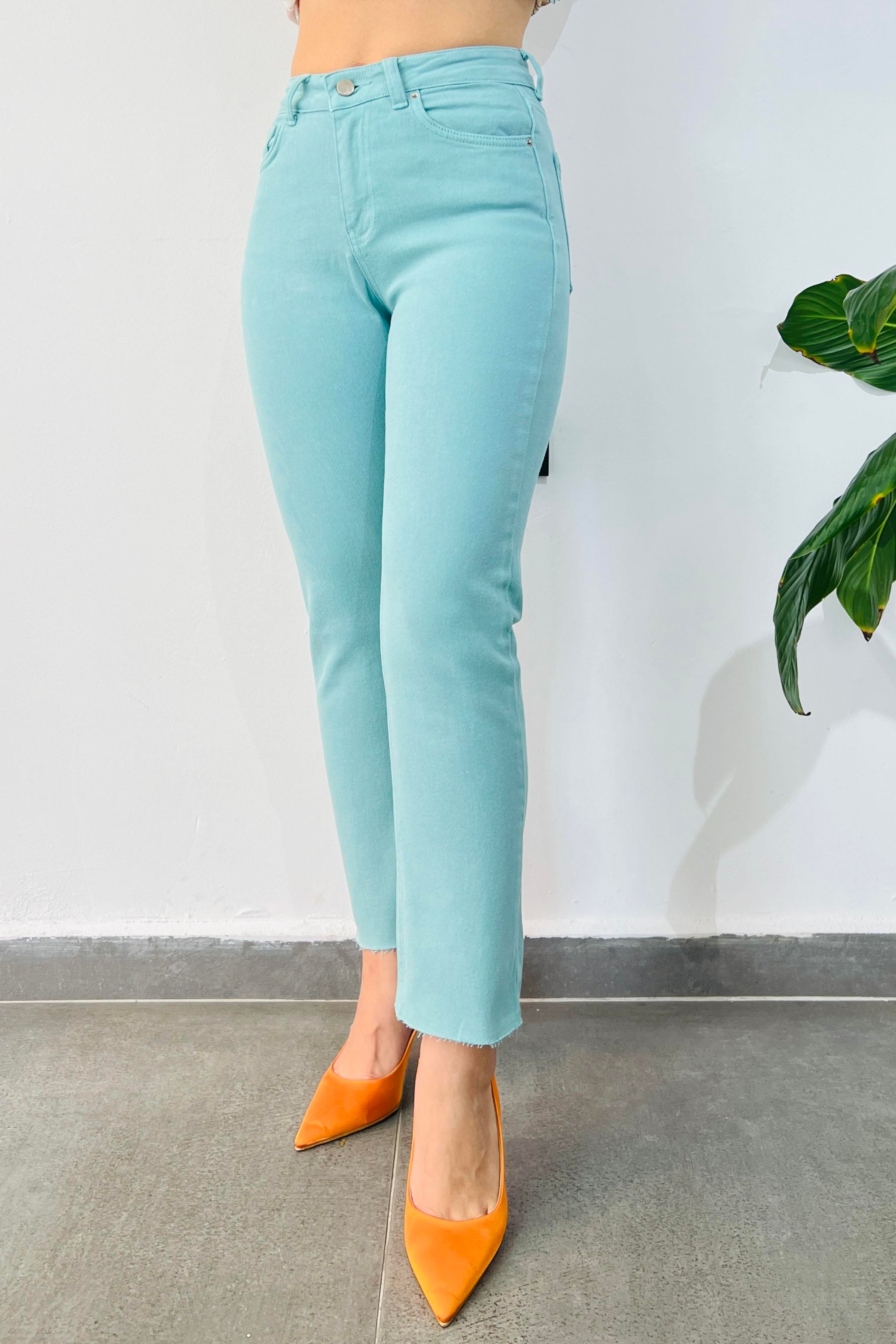 Mom Fit Kalıp Paçası Kesik Jean Mint Yeşili
