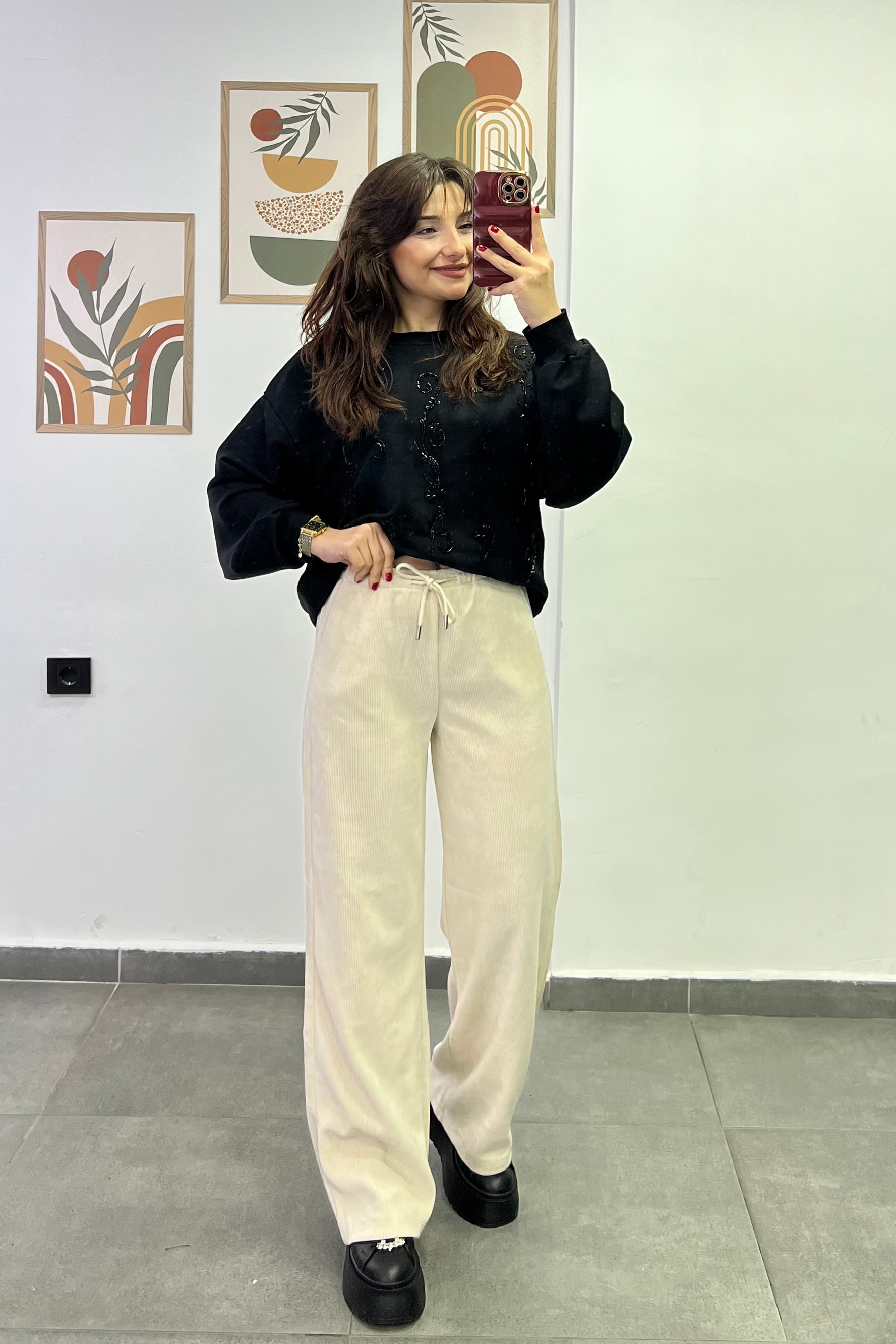 Beli Lastikli Cep Detaylı Bol Paça Fitilli Kadife Pantolon - EKRU