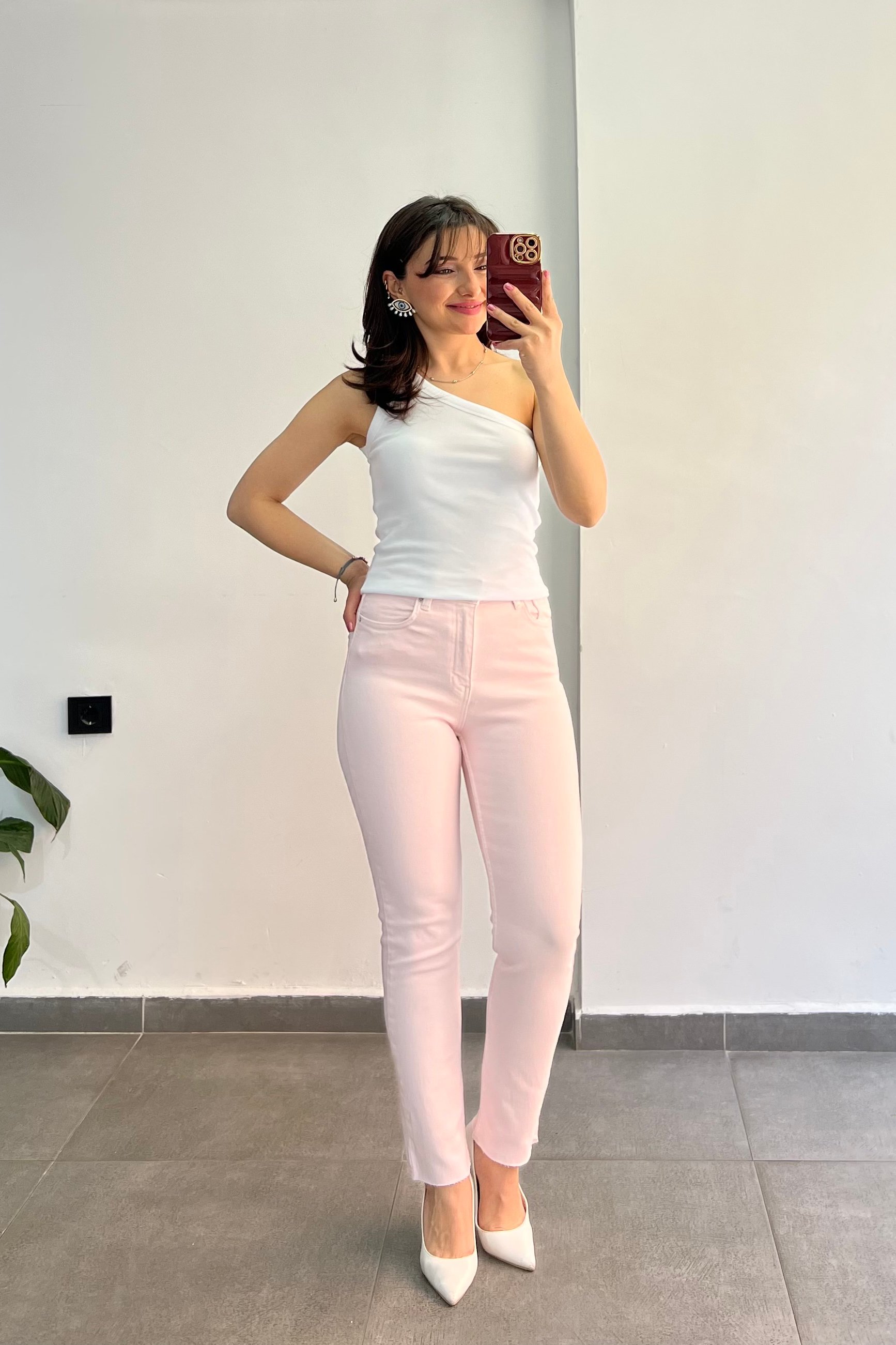 Yüksek Bel Cep Detaylı Kesik Paça Mom Fit Kalıp Jean - TOZ PEMBE