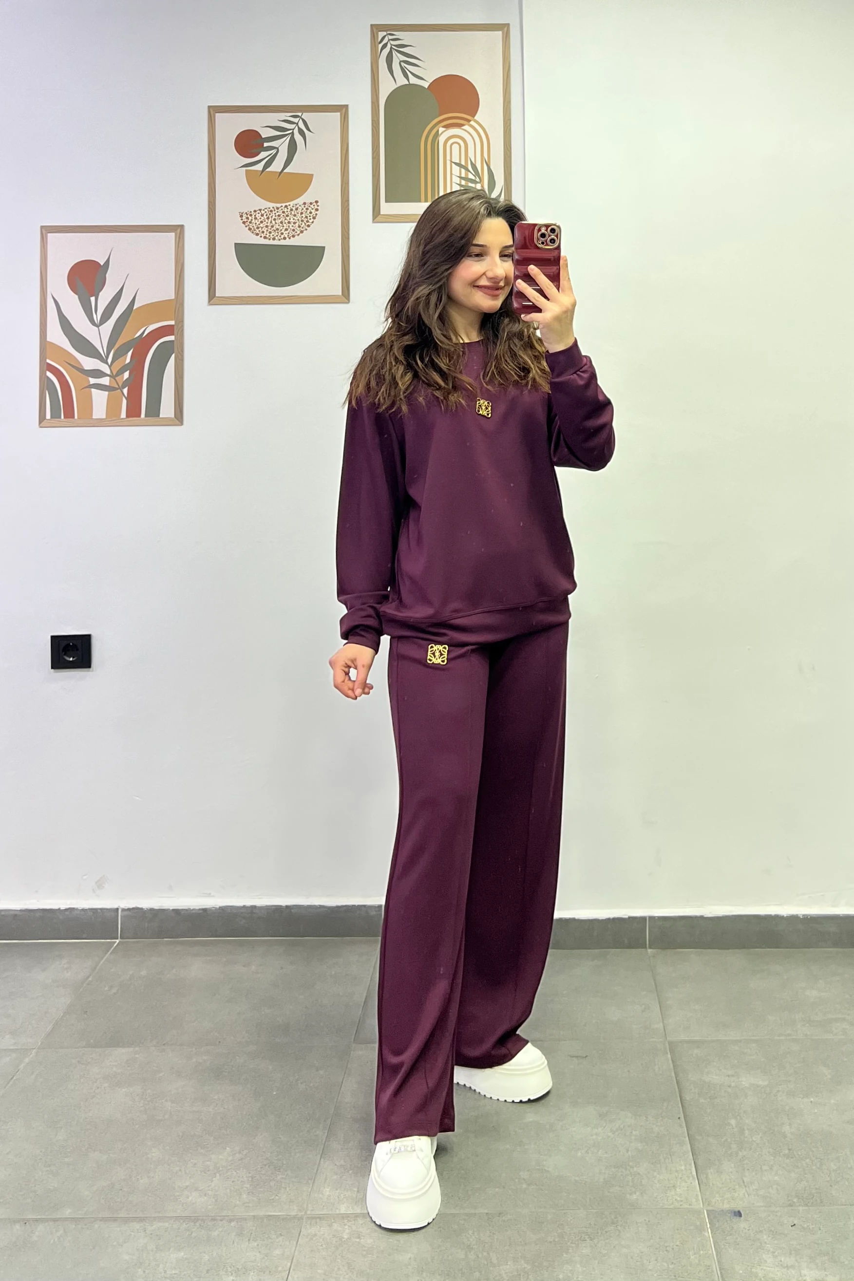 Önü Gold Aksesuar Detaylı Beli Lastikli Takım - MÜRDÜM