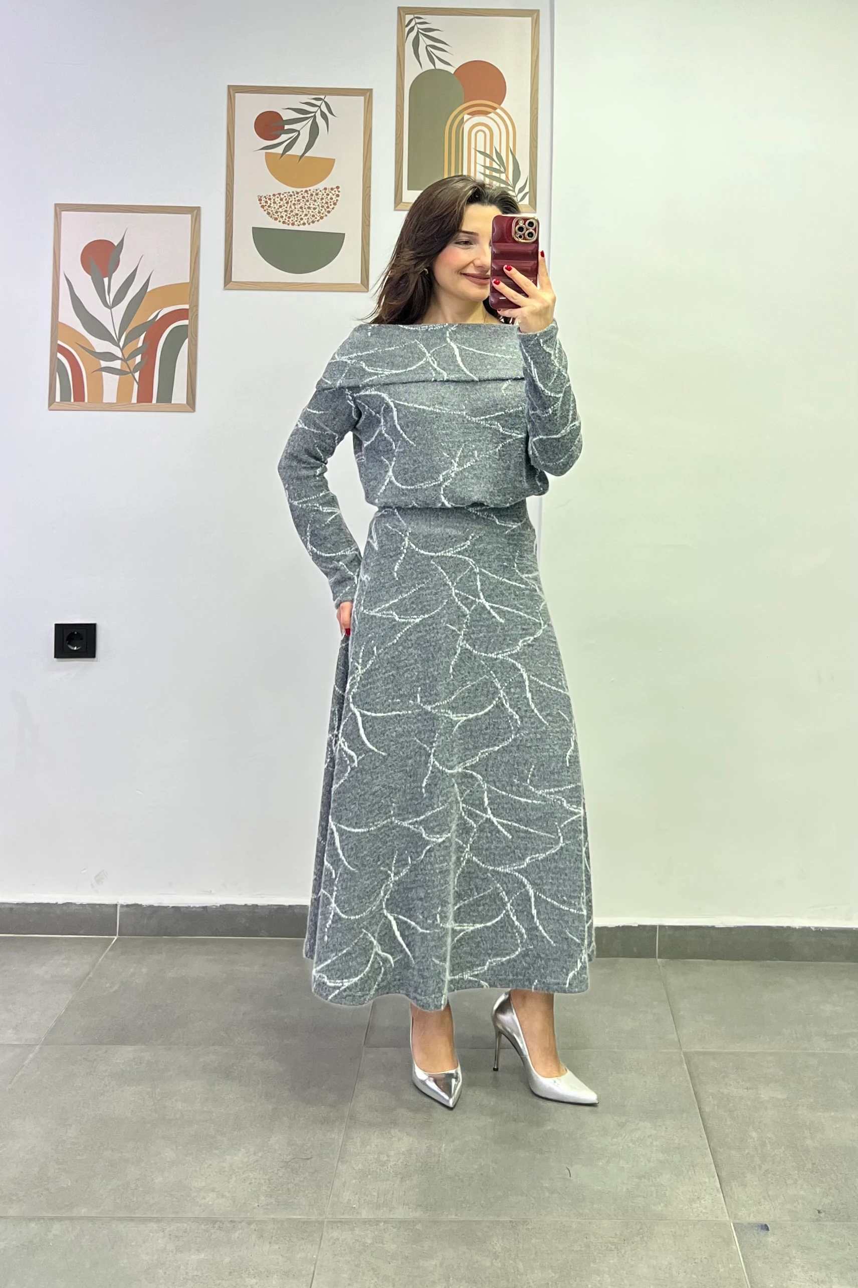 Yumoş Triko Madonna Yaka Etekli Takım - GRİ