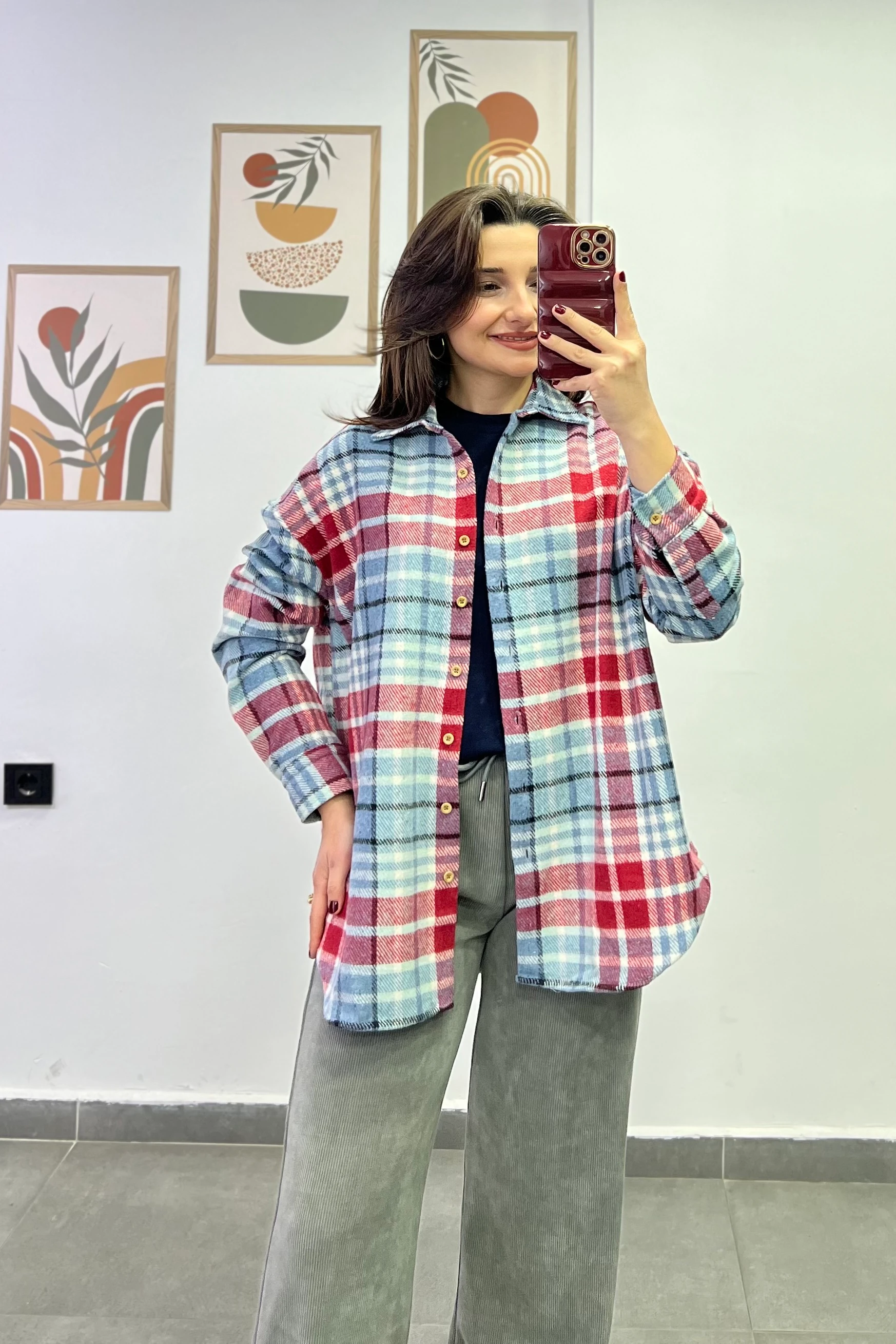 Ekoseli Önü Kısa Arkası Uzun Oduncu Gömlek - KIRMIZI