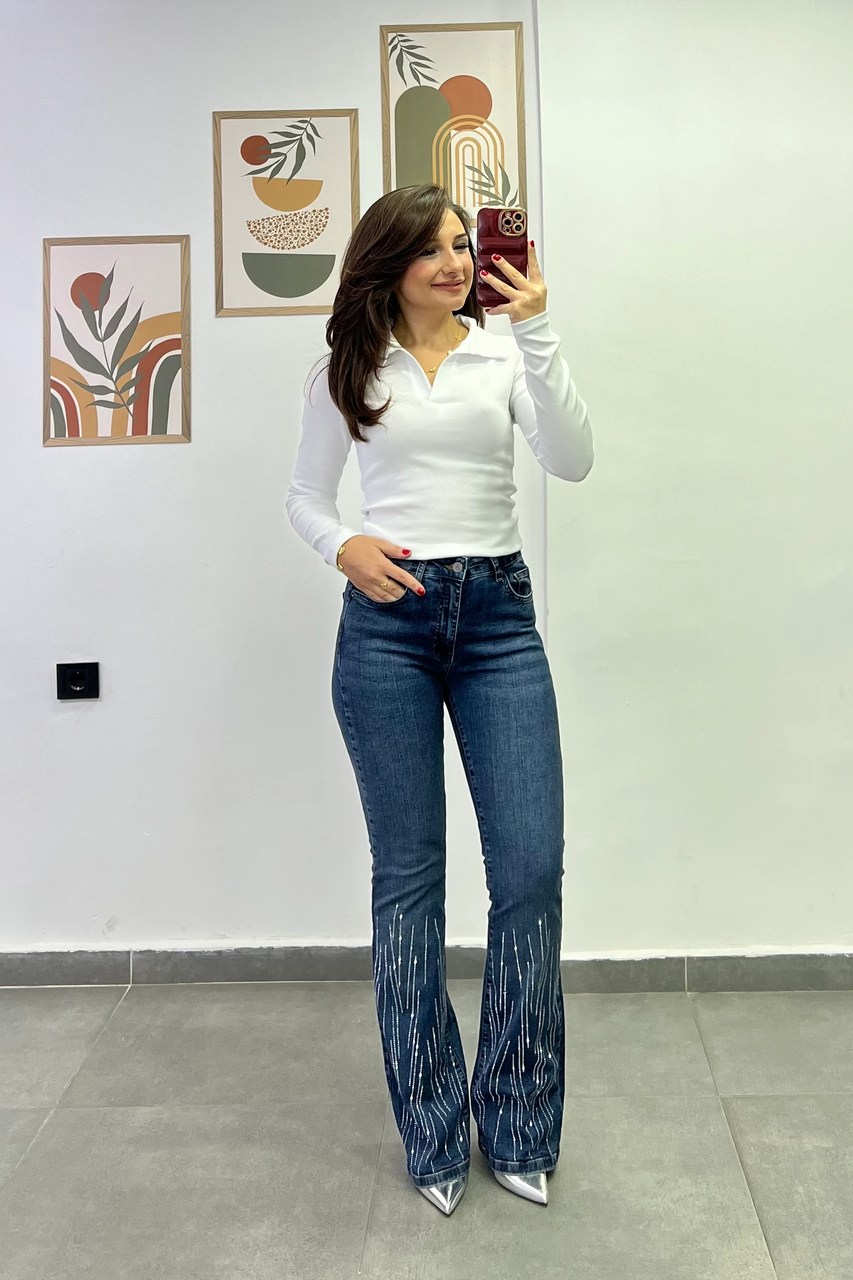 Yüksek Bel İspanyol Paça Paçaları Çubuk Taş Detaylı Jean