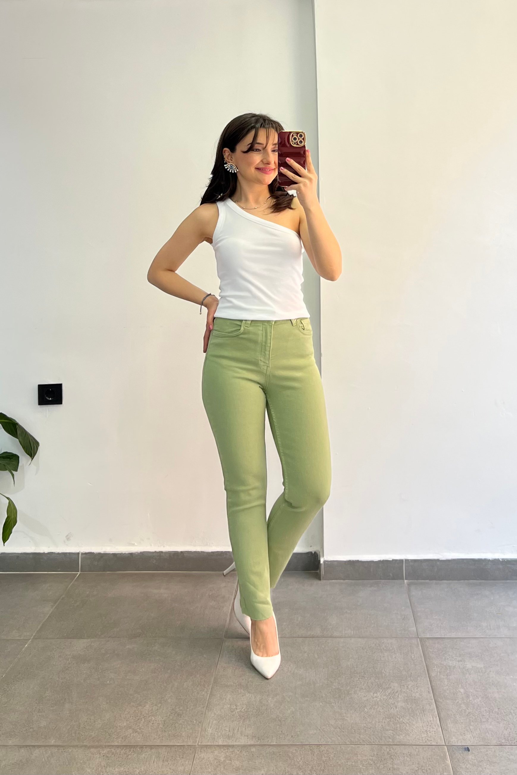 Yüksek Bel Cep Detaylı Kesik Paça Mom Fit Kalıp Jean - Haki