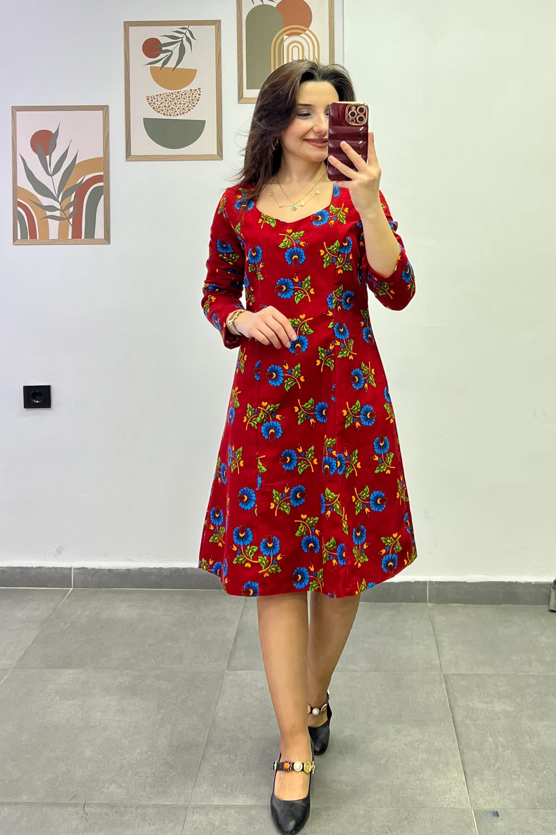 Roma Yaka Arkası Fermuarlı Pazen Kumaş Elbise  - KIRMIZI