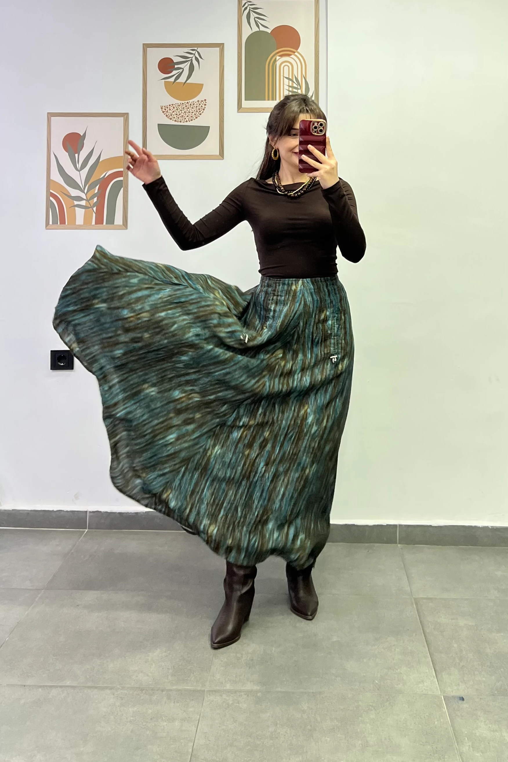 İki Ön Kısmı Asansör Lastik Detaylı Maxi Boy Renkli  Etek - KAHVERENGİ BATİK