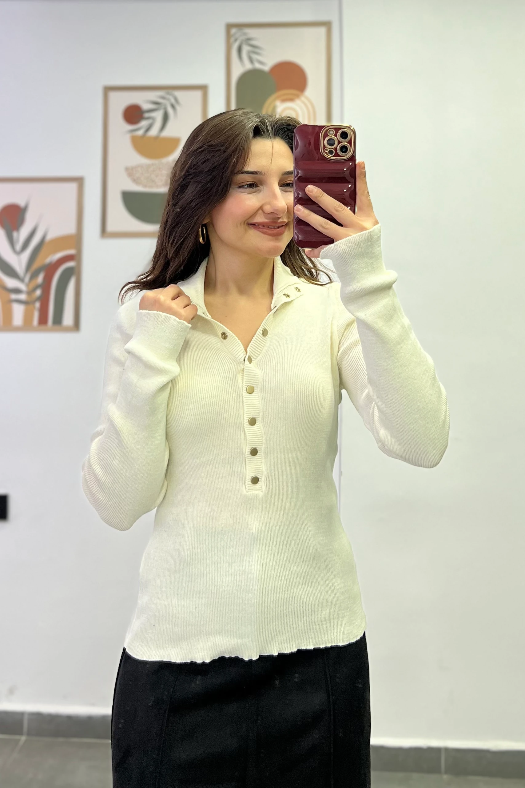 Yakası Ve Ön Kısmı Çıtçıt Detaylı Triko - EKRU