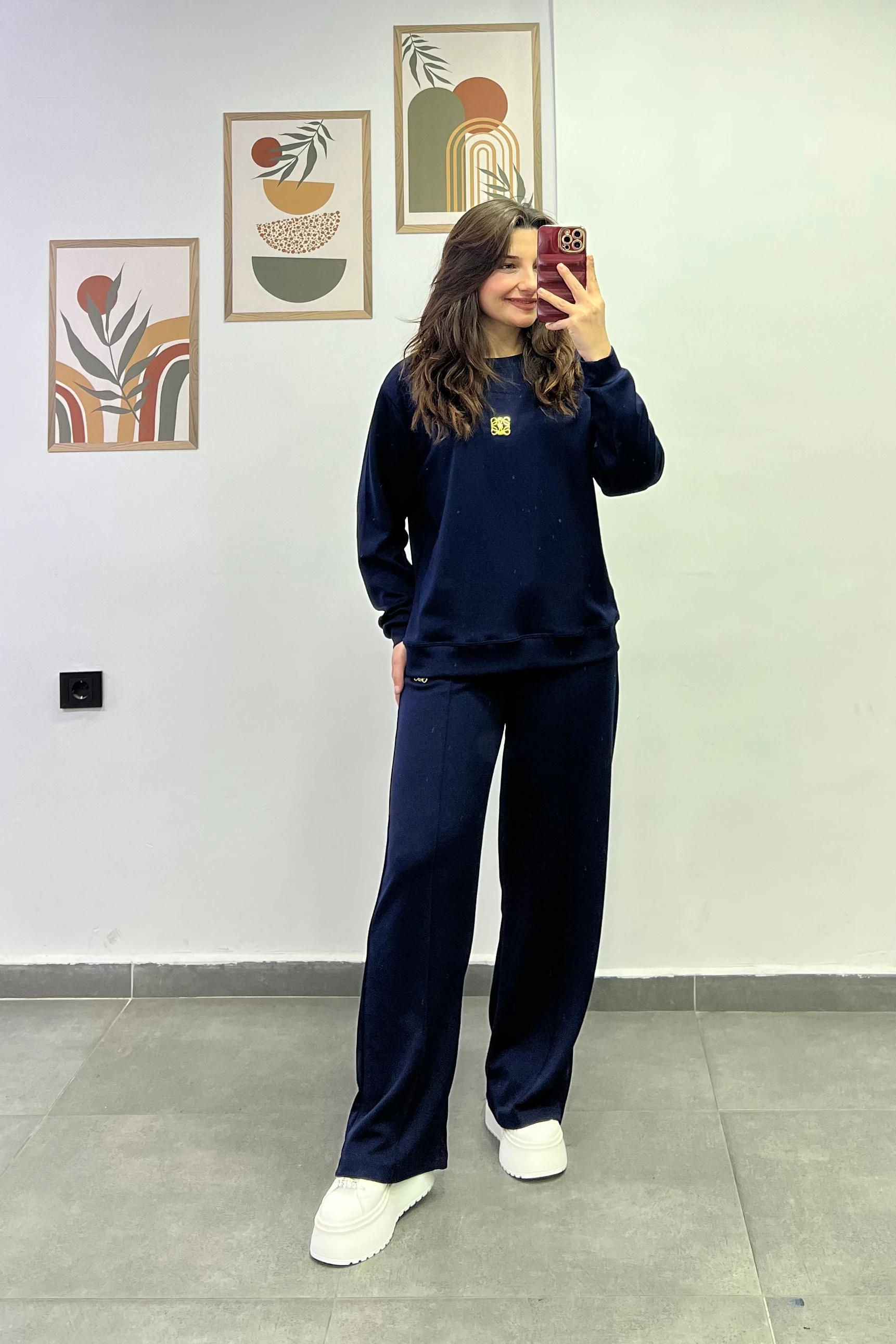 Önü Gold Aksesuar Detaylı Beli Lastikli Takım - LACIVERT