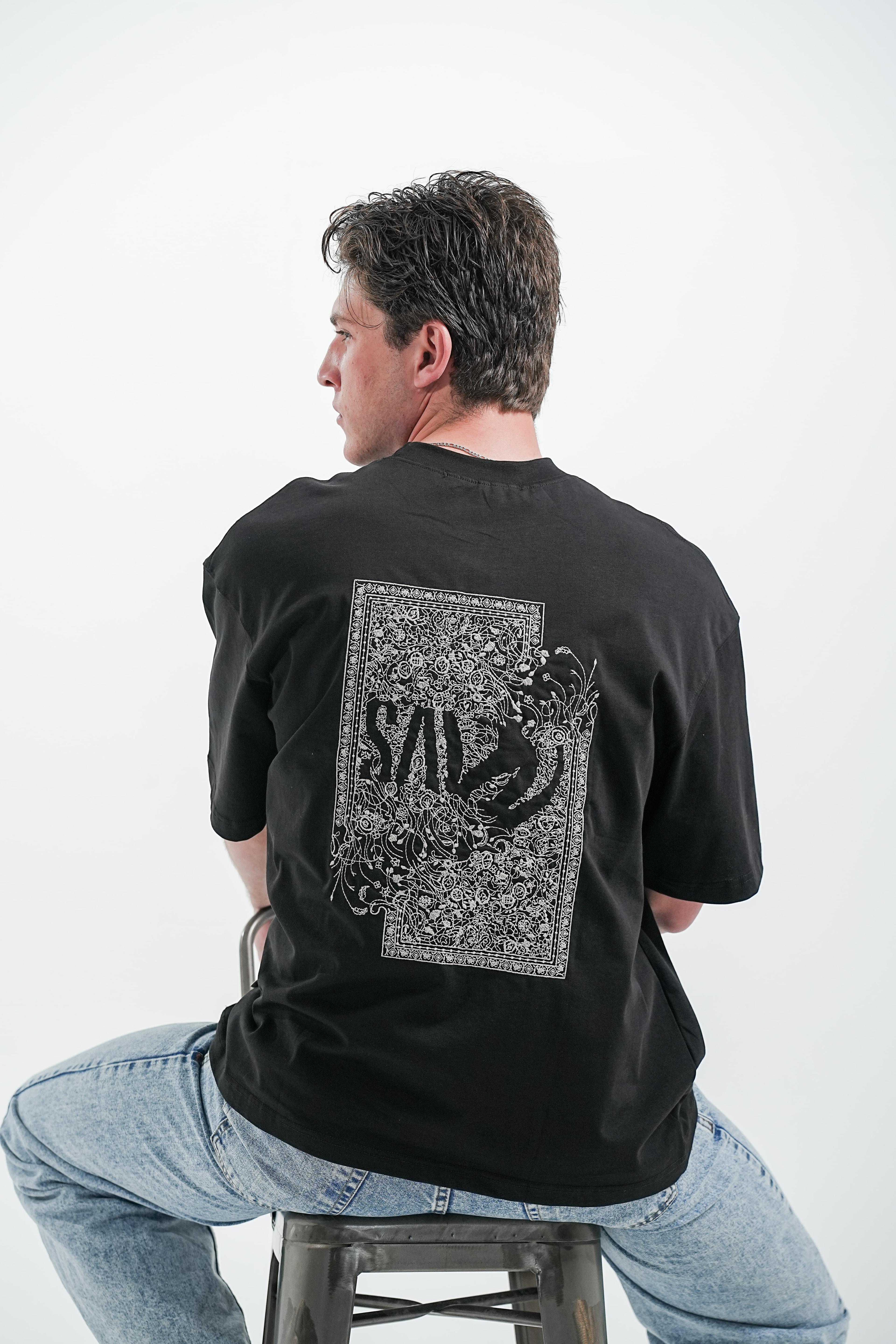 SAW DESENLİ T-SHIRT