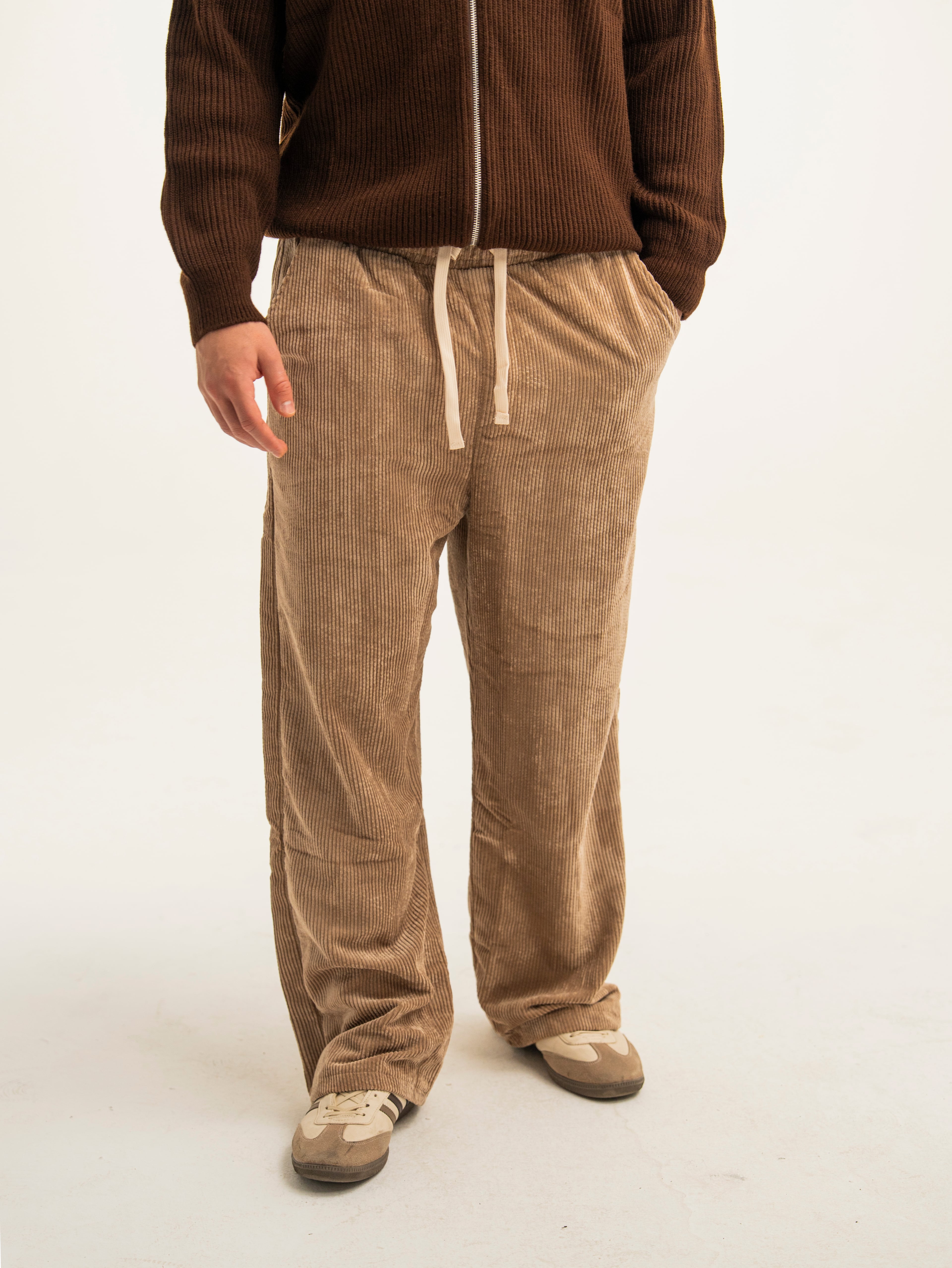 Erkek Baggy Kesim Kadife Pantolon
