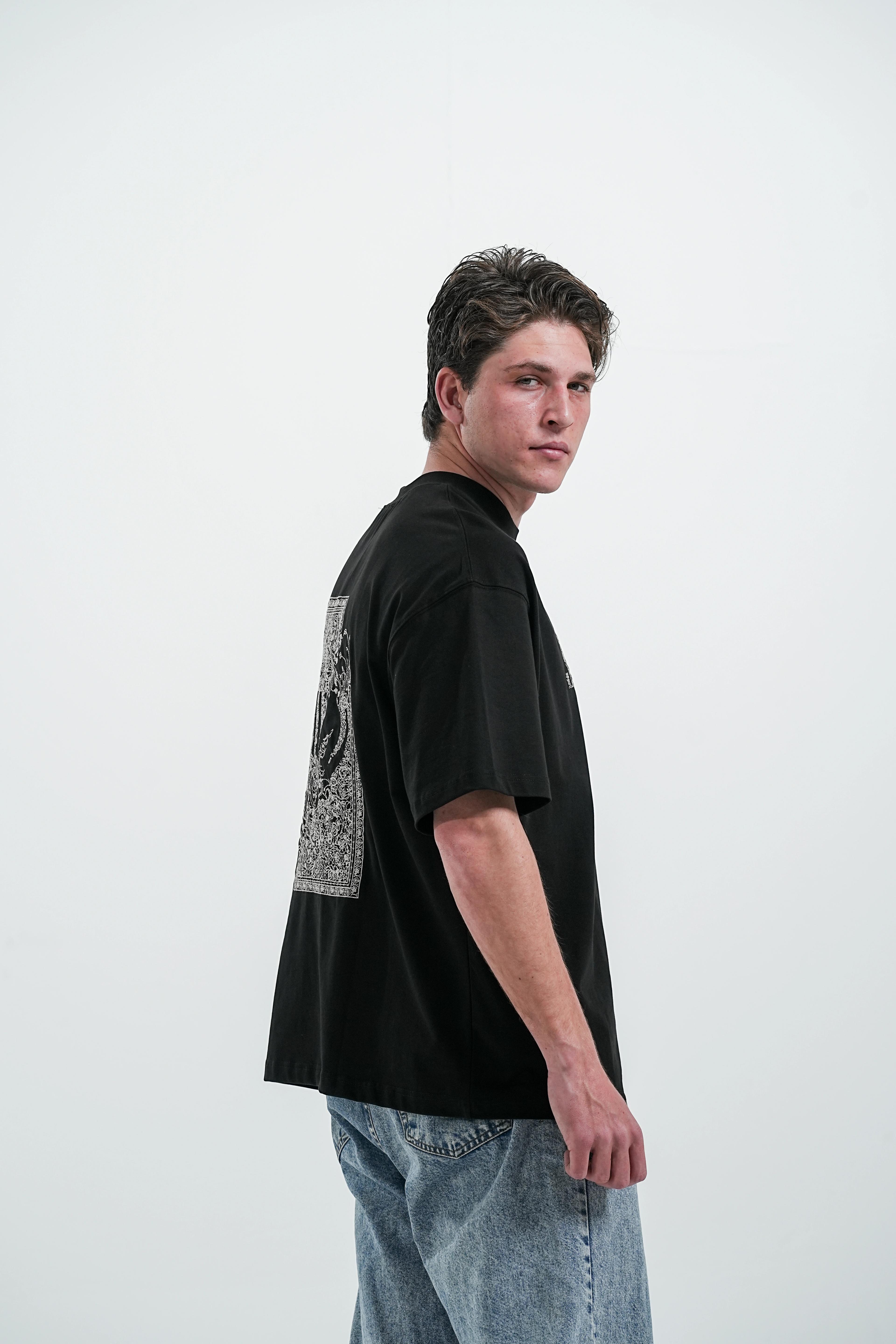 SAW DESENLİ T-SHIRT