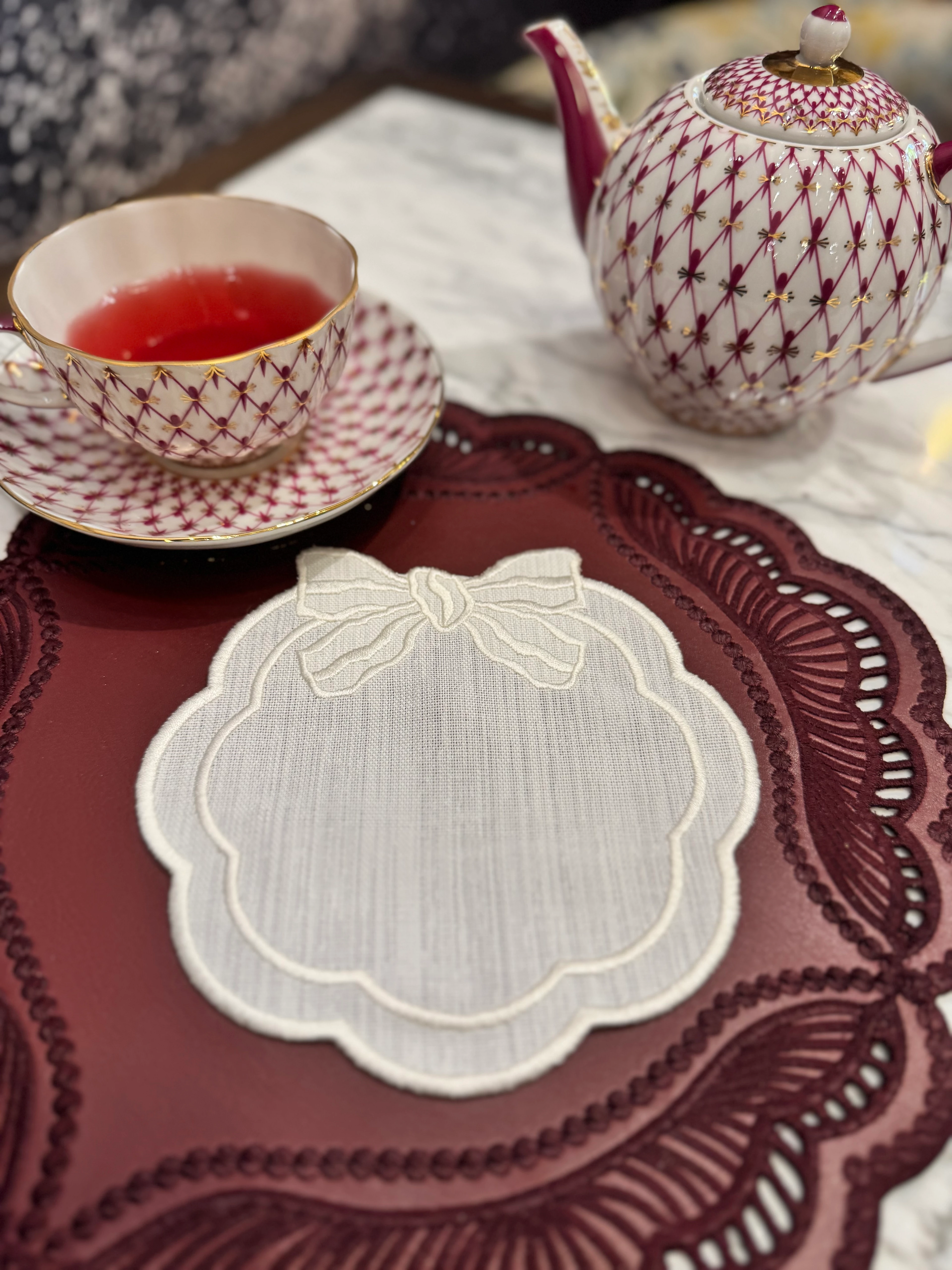 FİYONK NAKIŞLI SUNUM PEÇETESİ - BEYAZ