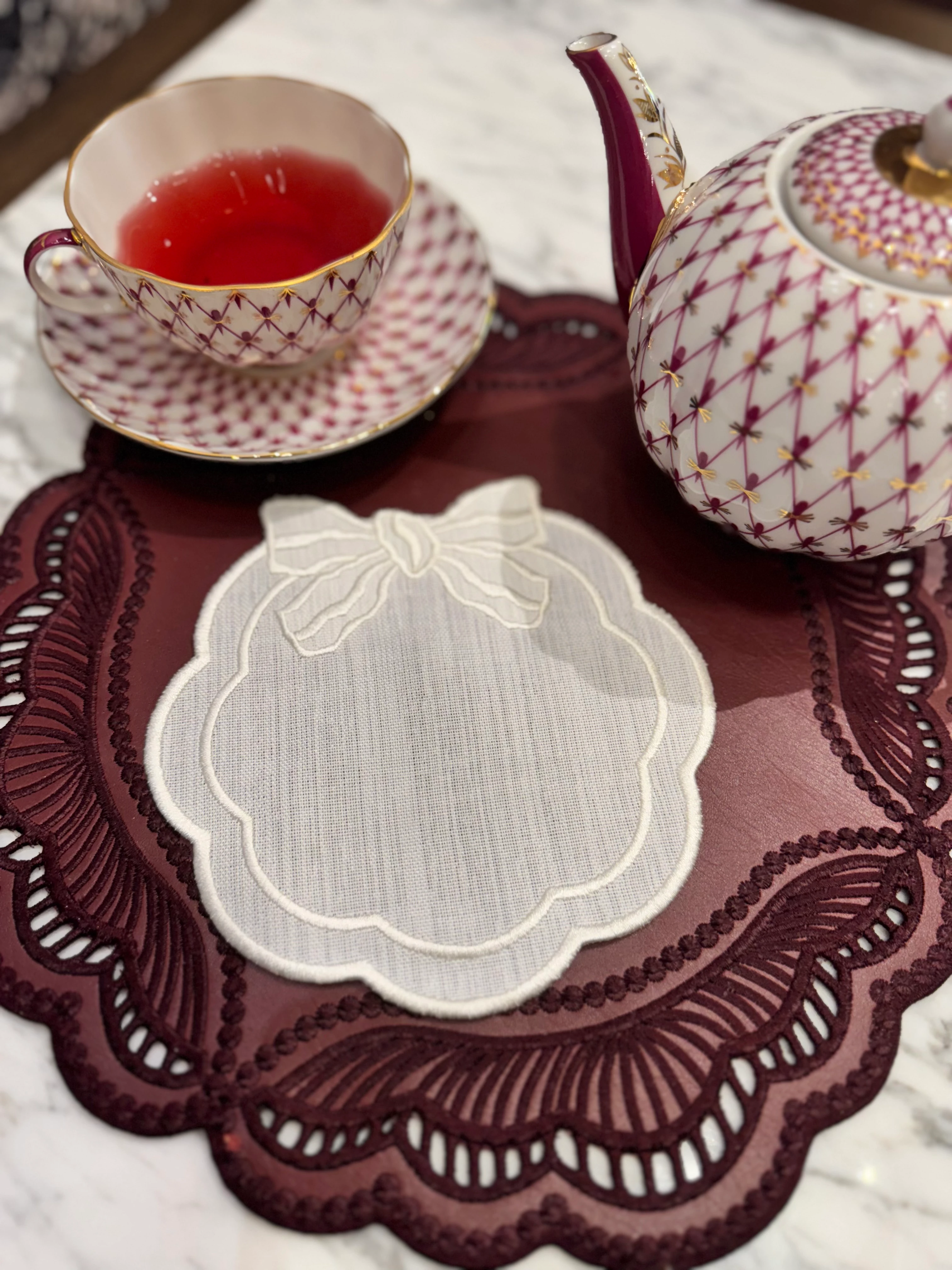 FİYONK NAKIŞLI SUNUM PEÇETESİ - BEYAZ