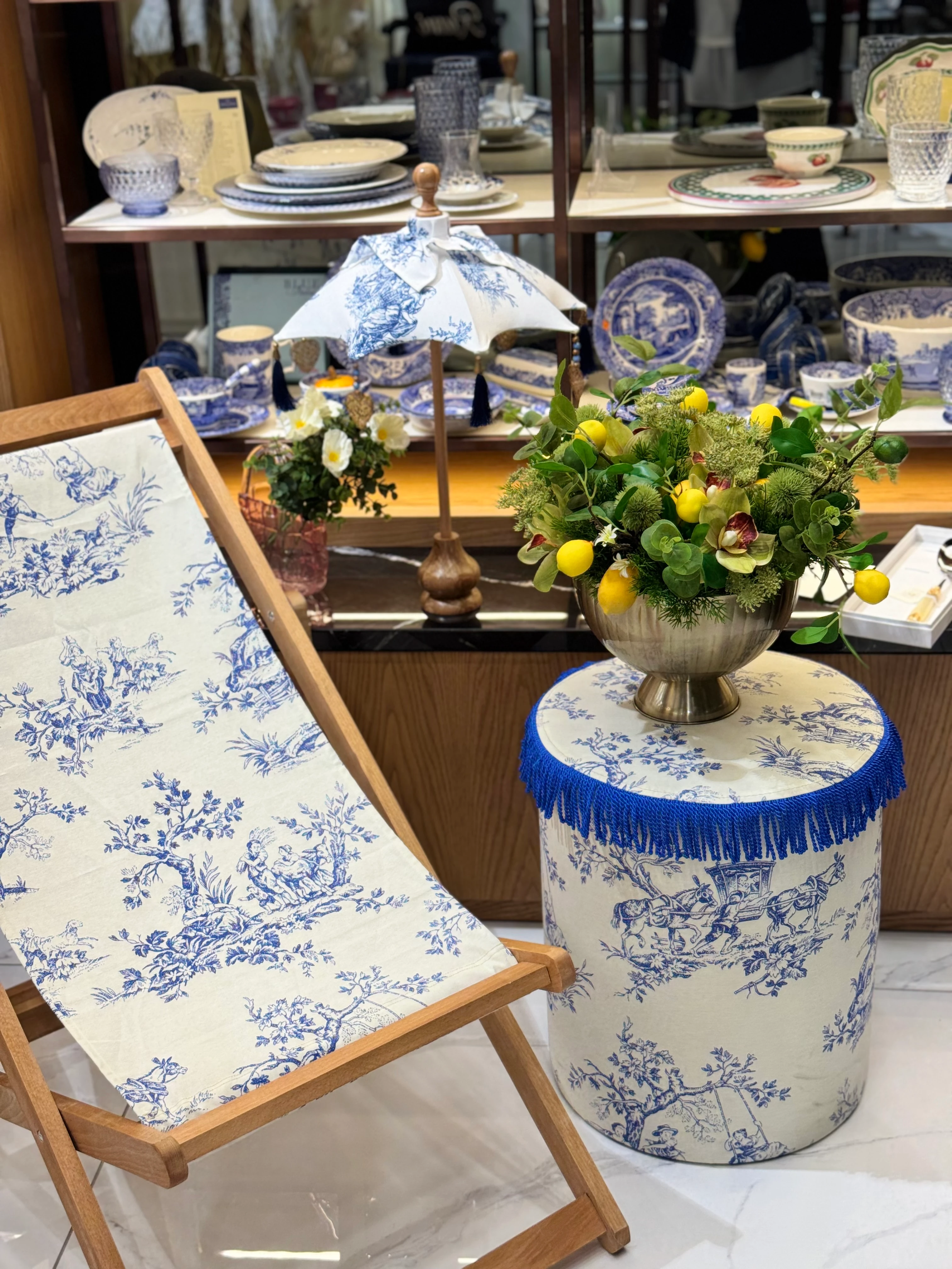 İTALYAN ESİNTİSİ PUF - MAVİ