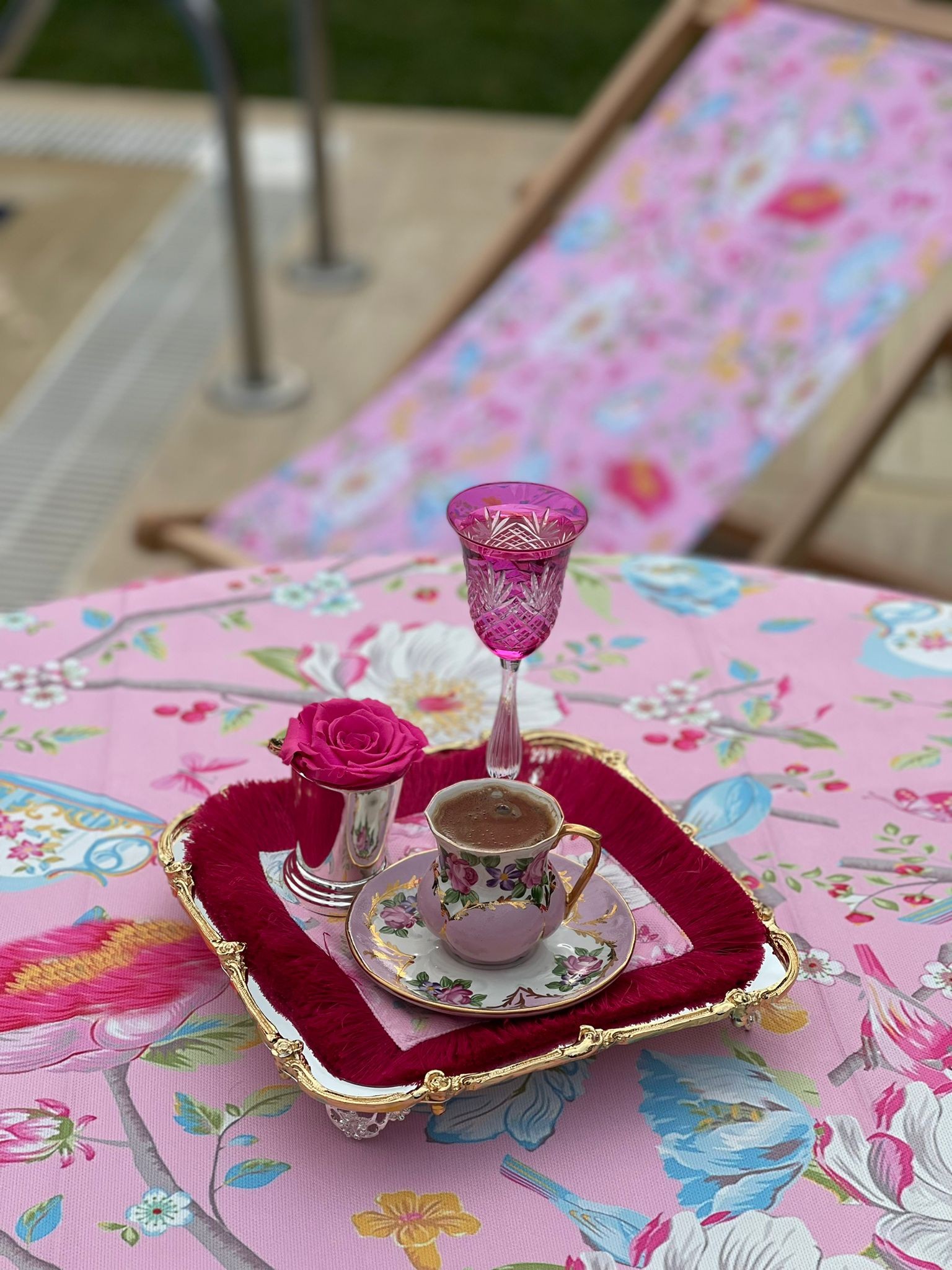 ÇİÇEK DESENLİ ŞEZLONG - PEMBE 