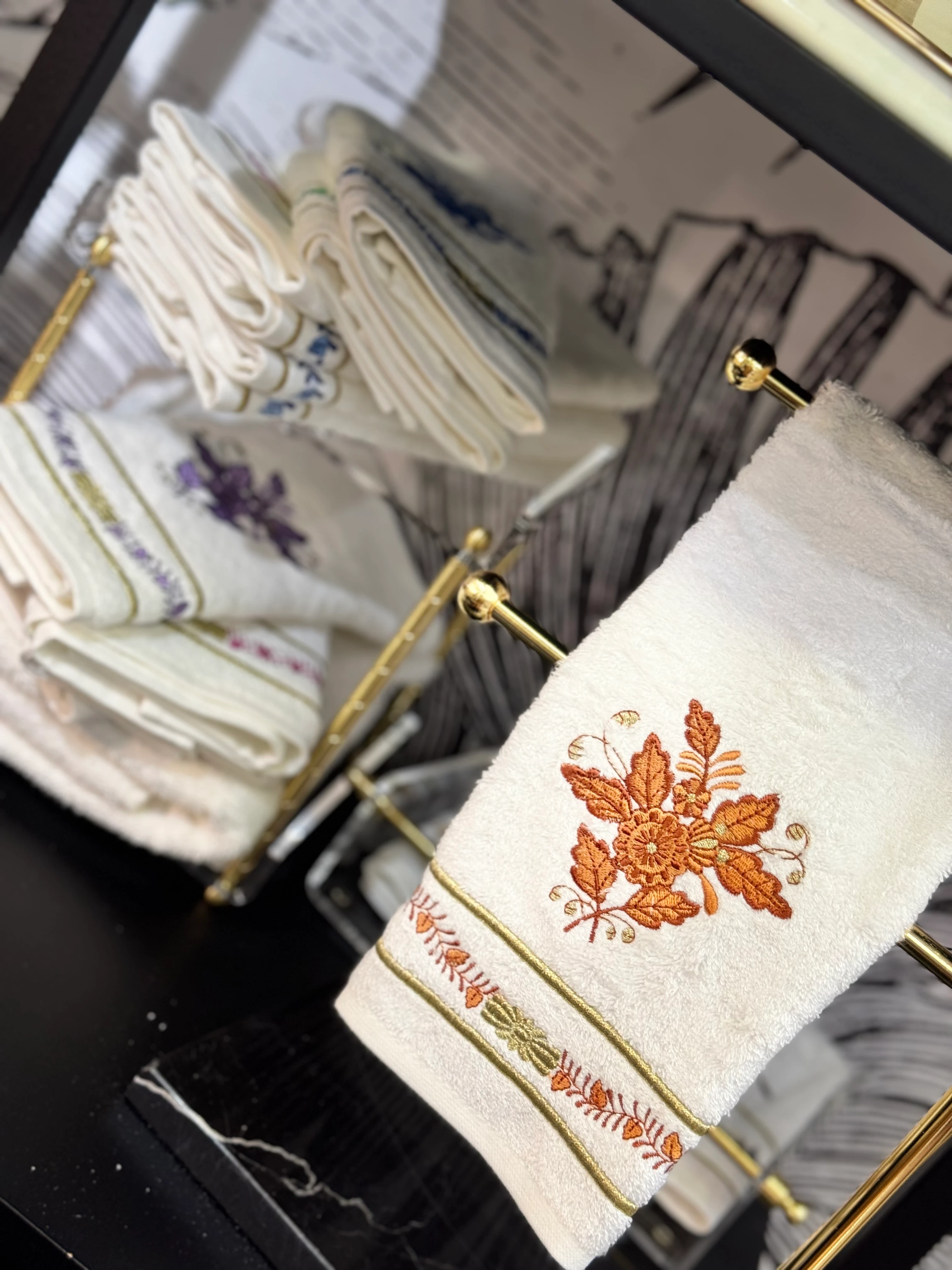 DİANA NAKIŞLI HAVLUSU - TURUNCU