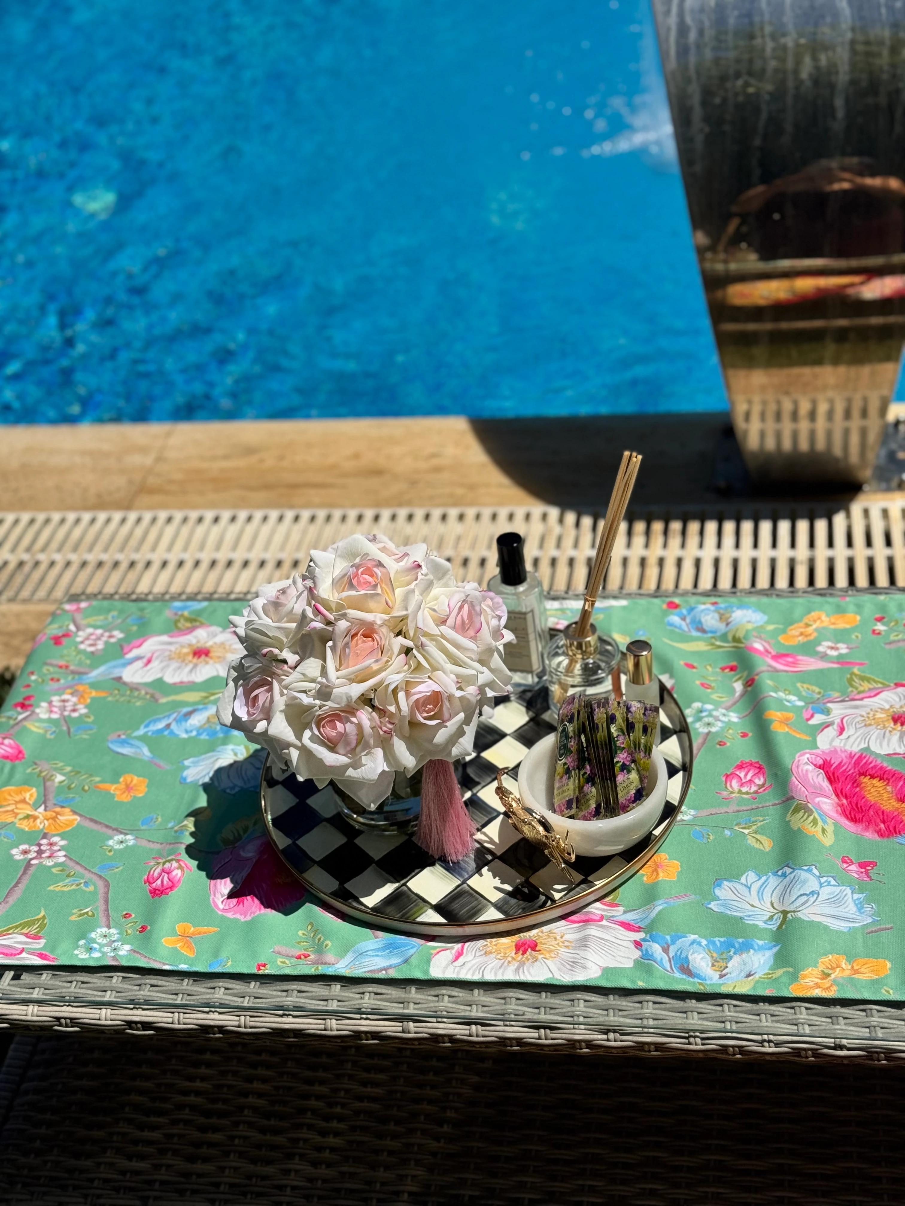 ÇİÇEK DESEN SAÇAKLI RUNNER - YEŞİL